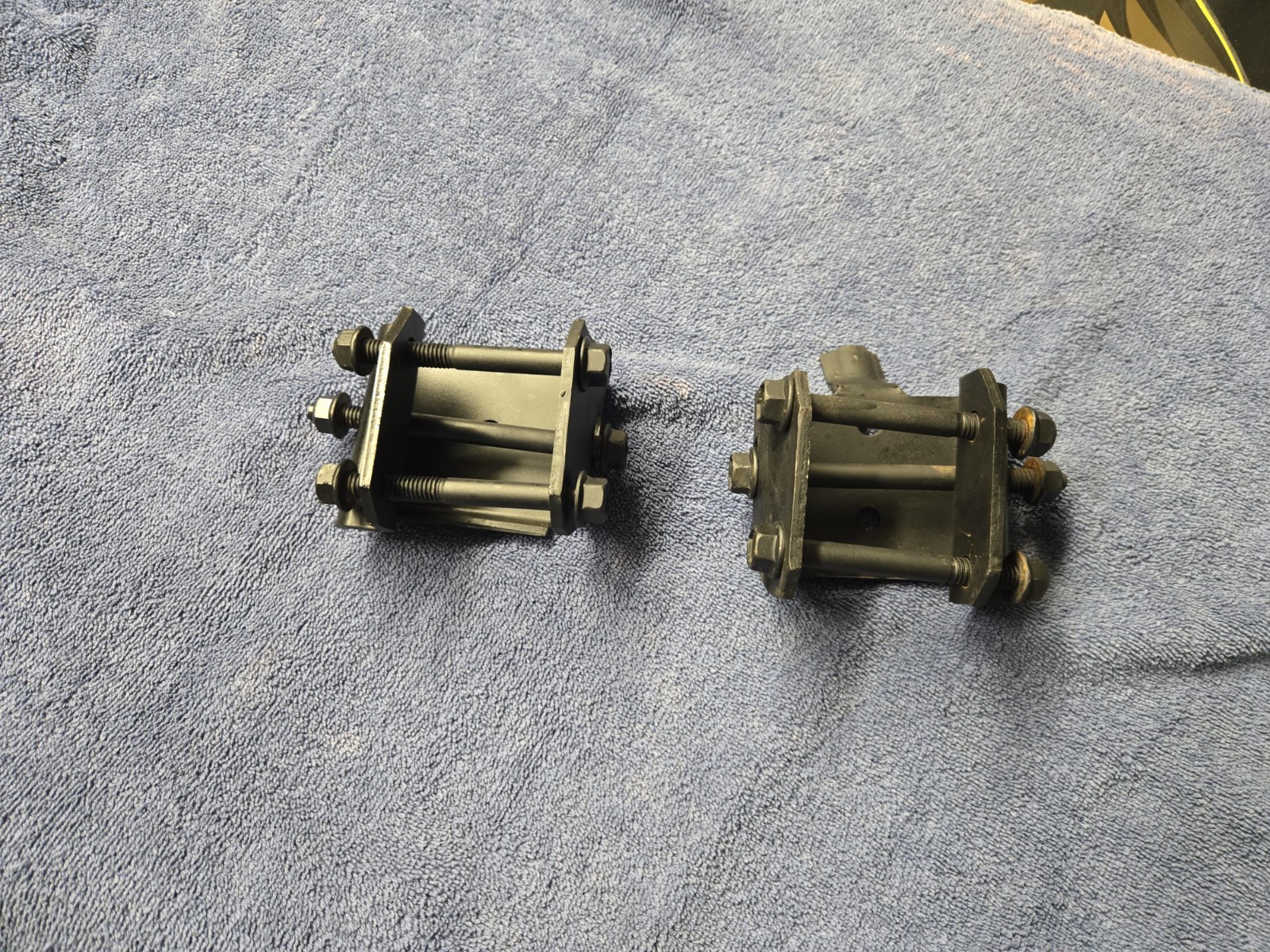 1970-77 Ford Maverick Mercury Comet Grabber 302 Frame Mounts Excellent 1970-77 Ford Maverick Mercury Comet Grabber 302 Frame Mounts Excellent