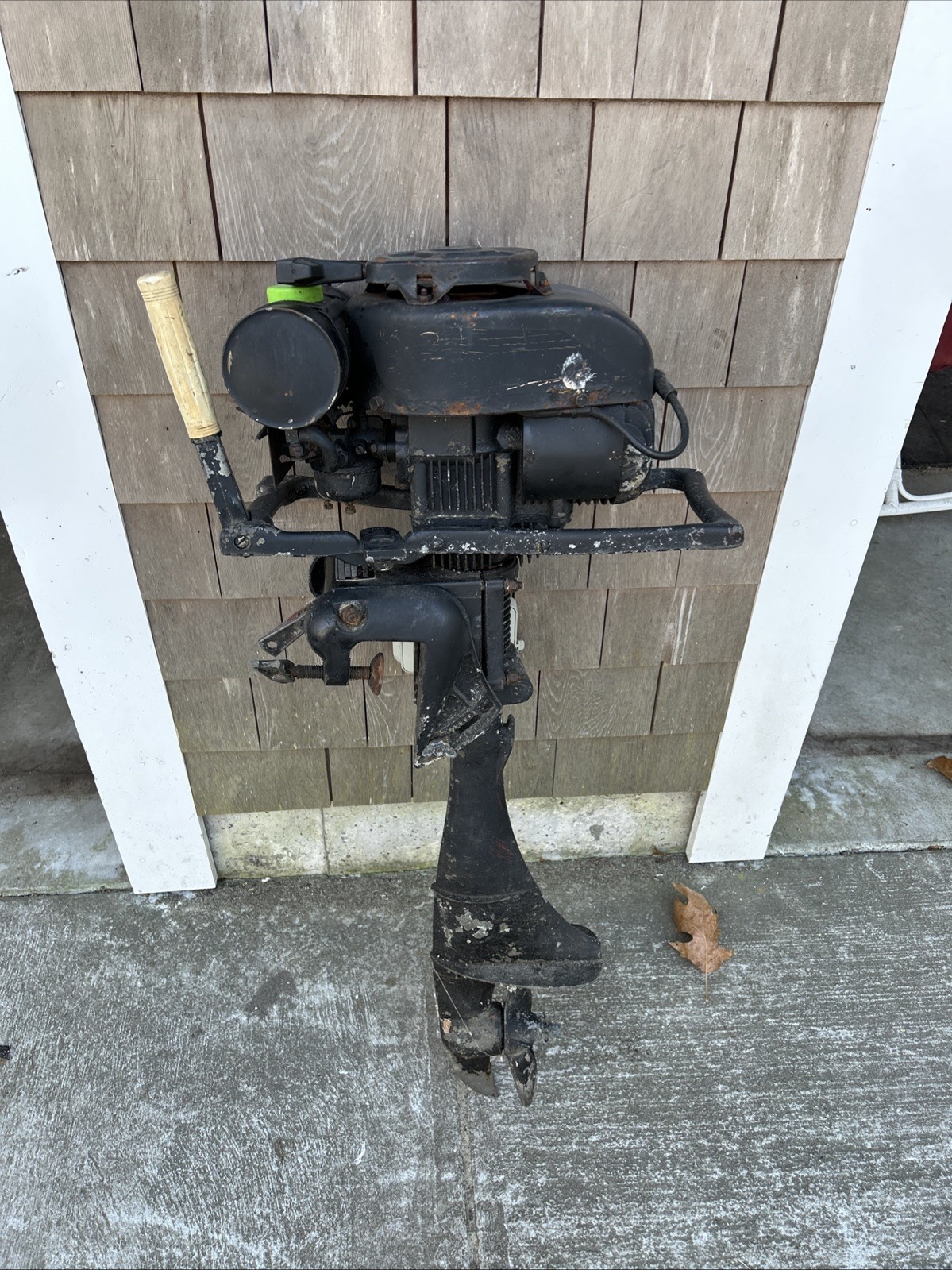 Vintage CLINTON R200  outboard Motor For Restoration