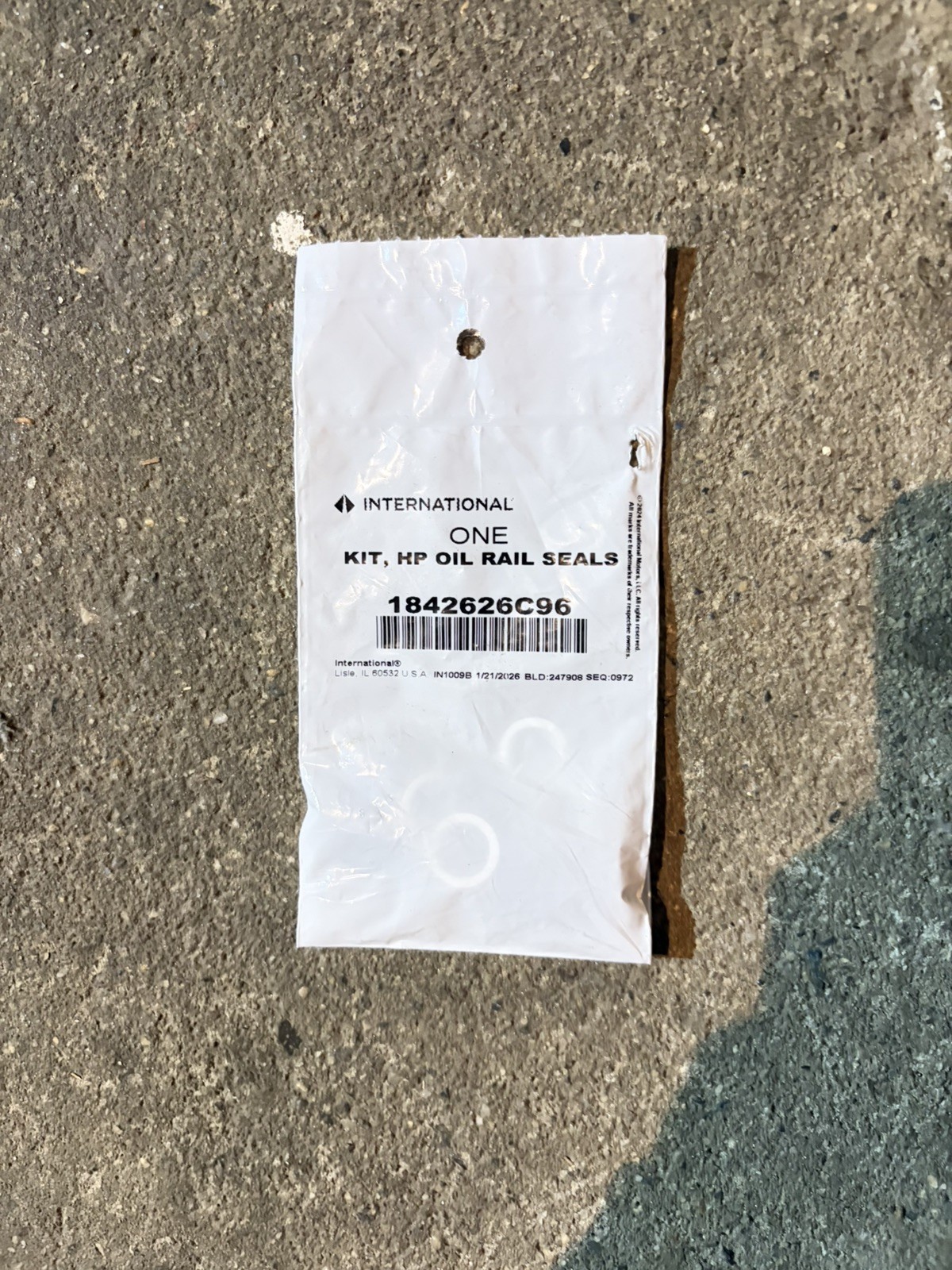NEW OEM International Navistar 1842626C96 Engine Gasket /Seal Truck Part Genuine