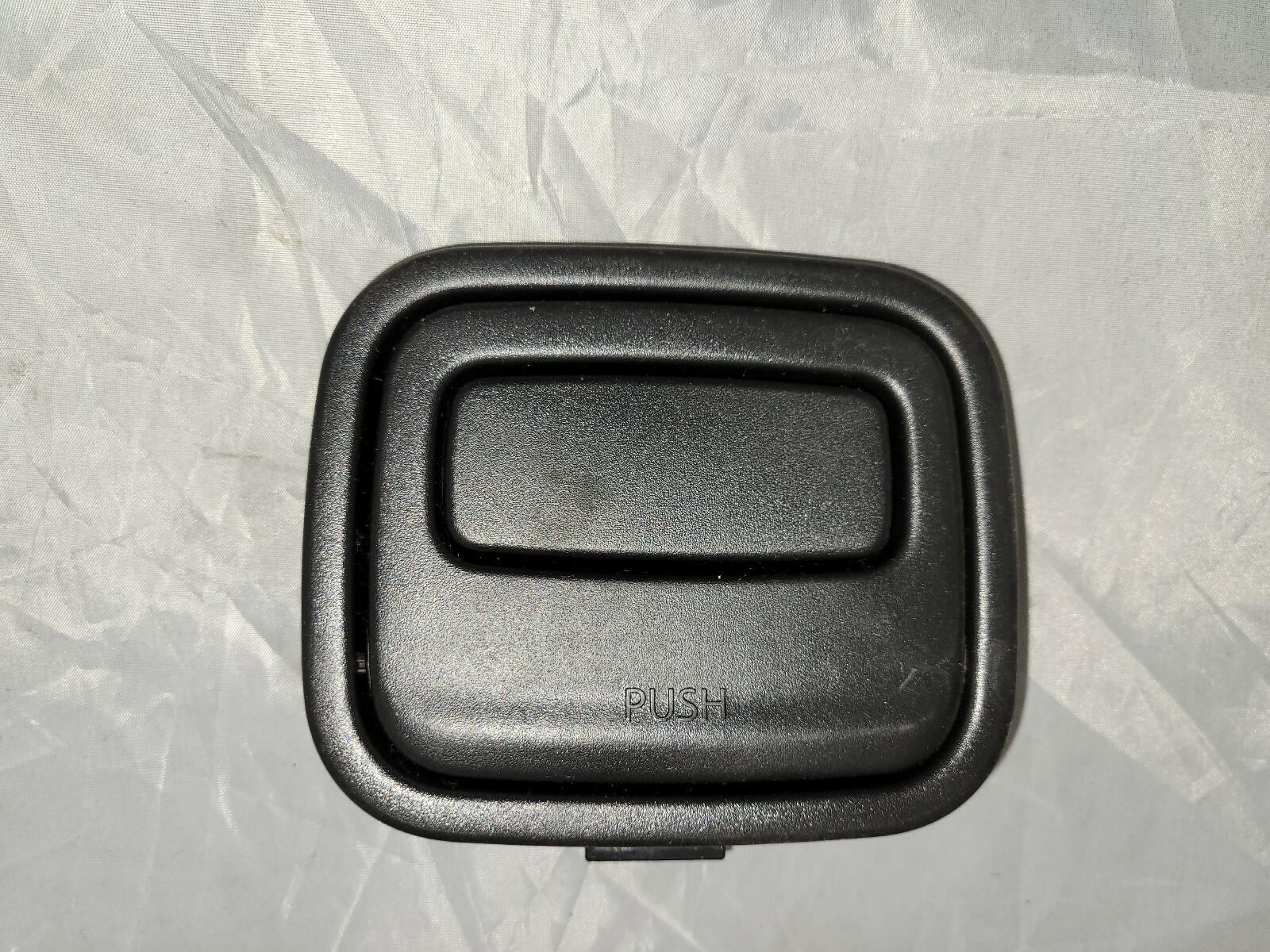 14-20 Jeep Grand Cherokee Durango Floor Cargo Handle Latch Release OEM Black 14-20 Jeep Grand Cherokee Durango Floor Cargo Handle Latch Release OEM Black