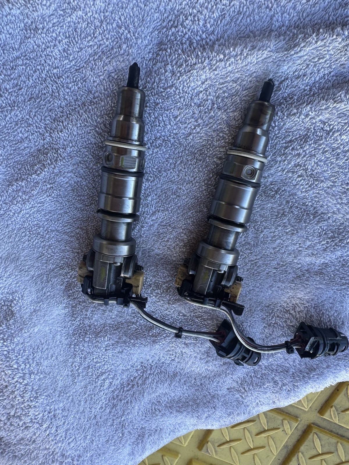 ✅2003 - 2007 FORD Set Of 2 OEM 6.0L POWERSTROKE DIESEL FUEL INJECTORS
