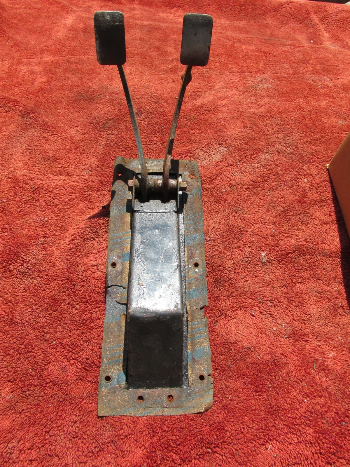 1967 MG Midget Austin Healey Sprite Clutch Brake Pedal assembly
