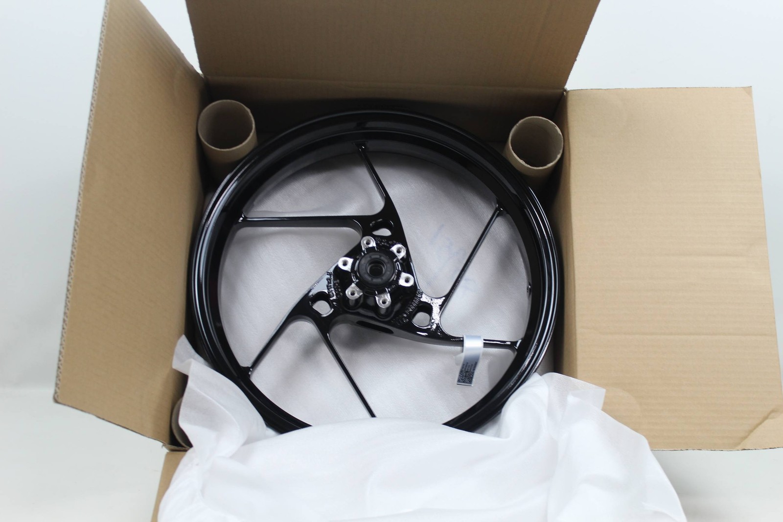  Aprilia RS660 Tuono 660 21-26 OEM Front Wheel Rim 17 x 3.5 NEW IN BOX 2B010059