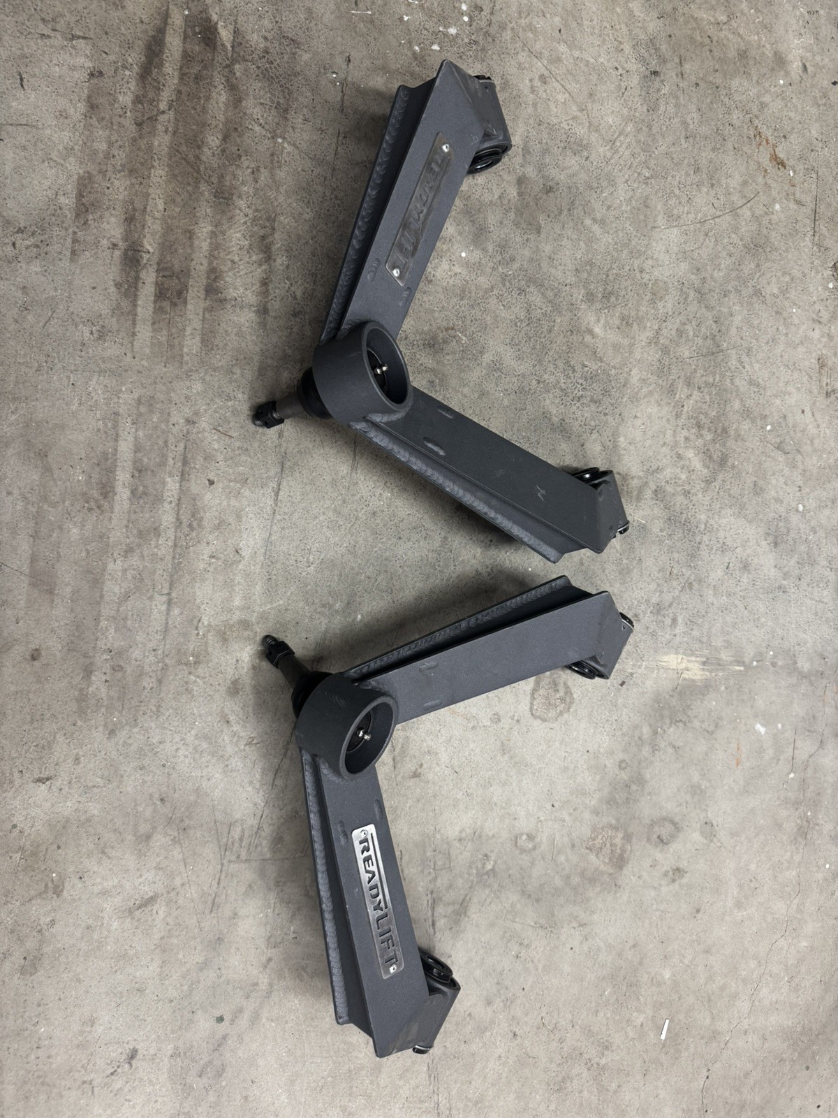 ReadyLIFT Xtreme-Duty A-Arm Control Arm Kit For 11-19 Chevy/GMC 2500HD/3500HD