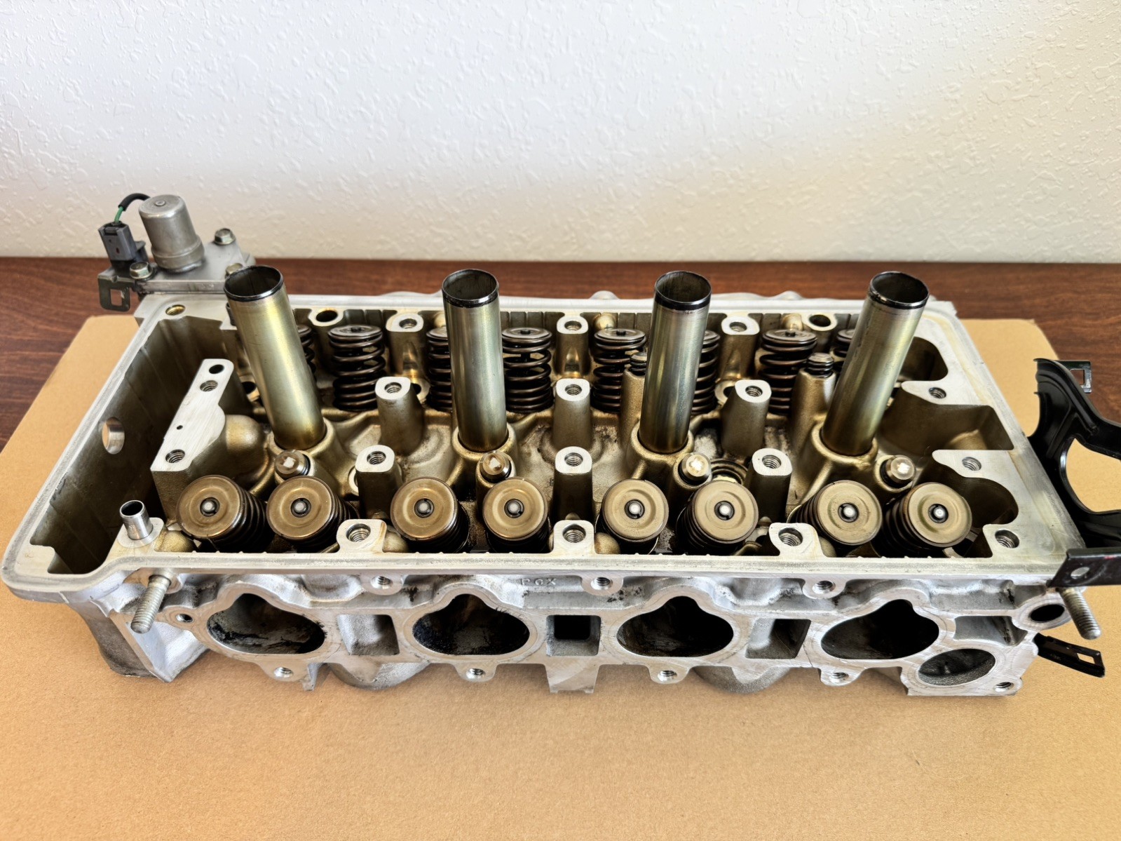 2001 HONDA S2000 AP1 OEM CYLINDER HEAD and VALVE SPRING USED