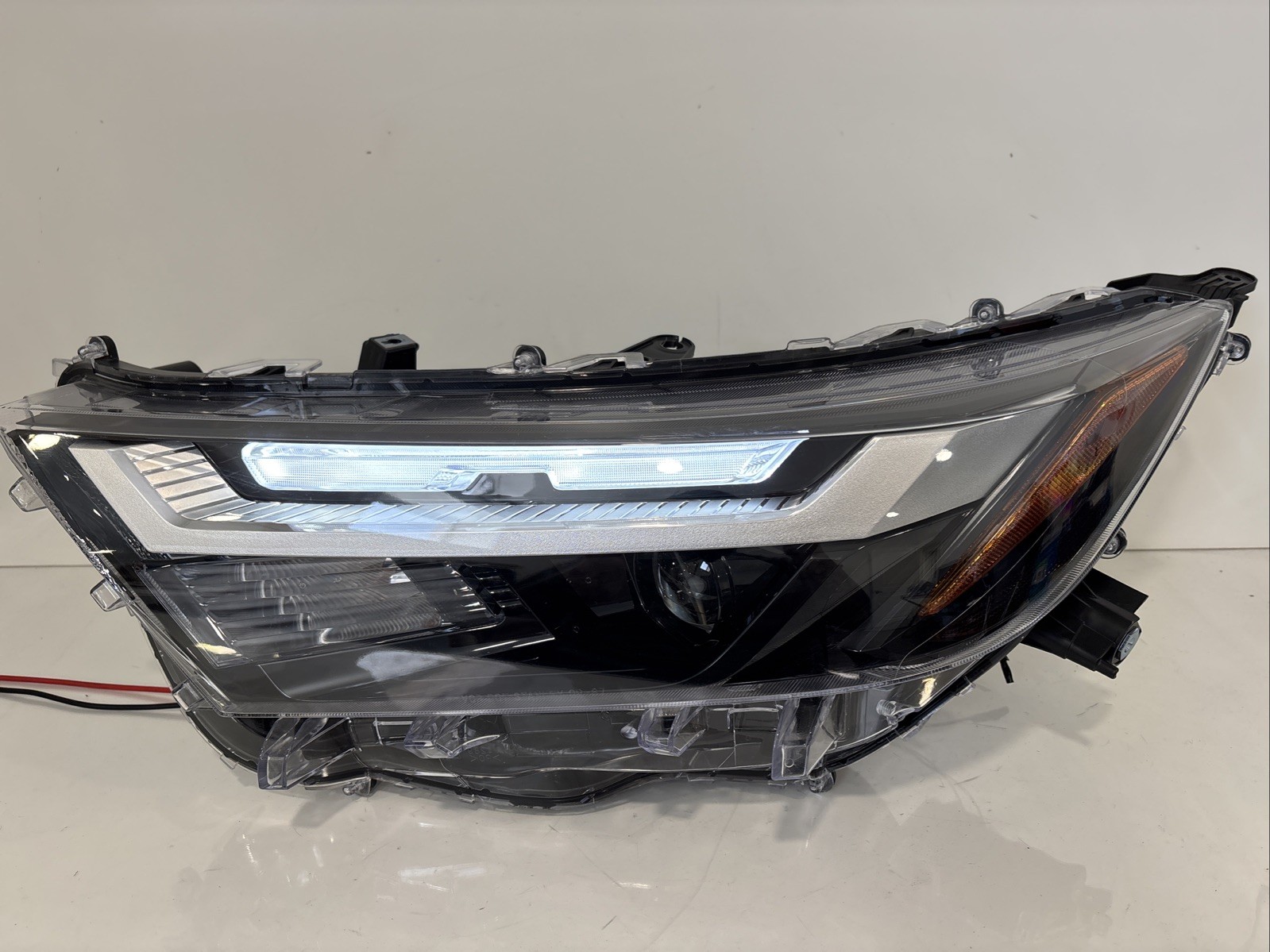 Nice 2022 - 2025 Toyota Rav4 LED 5-Pin Headlight Driver Left LH OEM 2827
