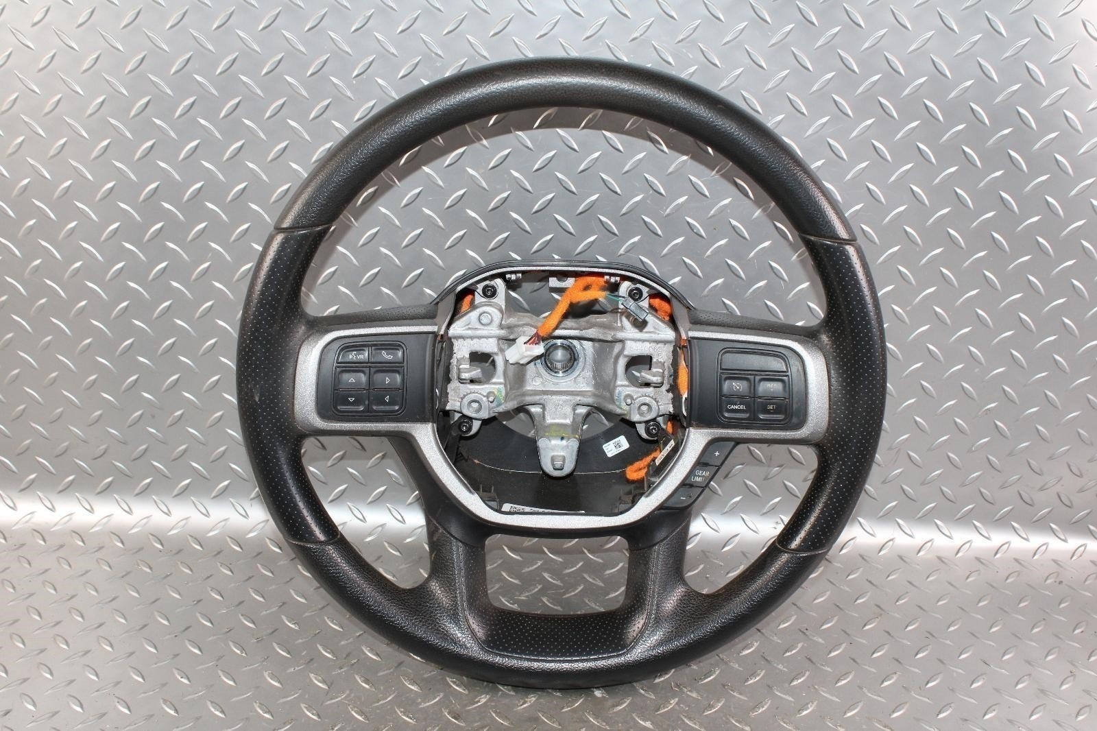 19-24 Ram 2500 Black Leather Driver Column Steering Wheel Heated w/ Switches OEM 19-24 Ram 2500 Black Leather Driver Column Steering Wheel Heated w/ Switches OEM