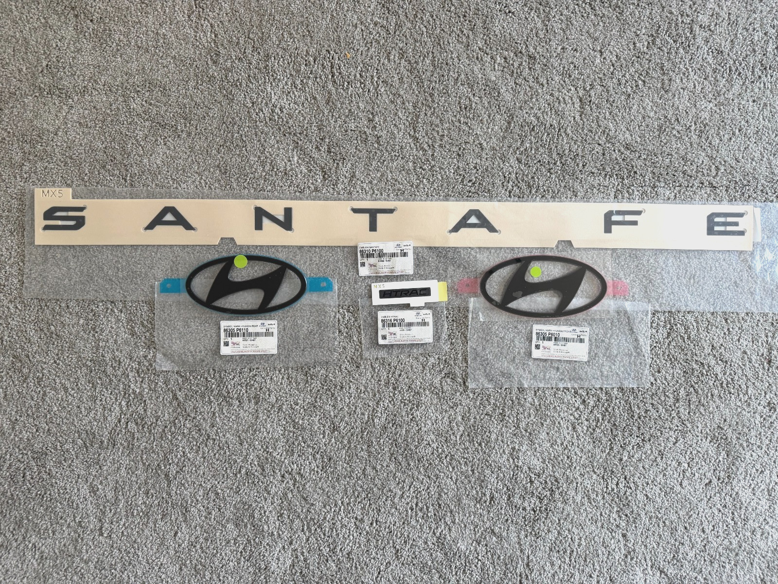 Genuine OEM Matte Black Emblem Badge 4pc Set for 2024-2025 Hyundai SANTAFE Genuine OEM Matte Black Emblem Badge 4pc Set for 2024-2025 Hyundai SANTAFE
