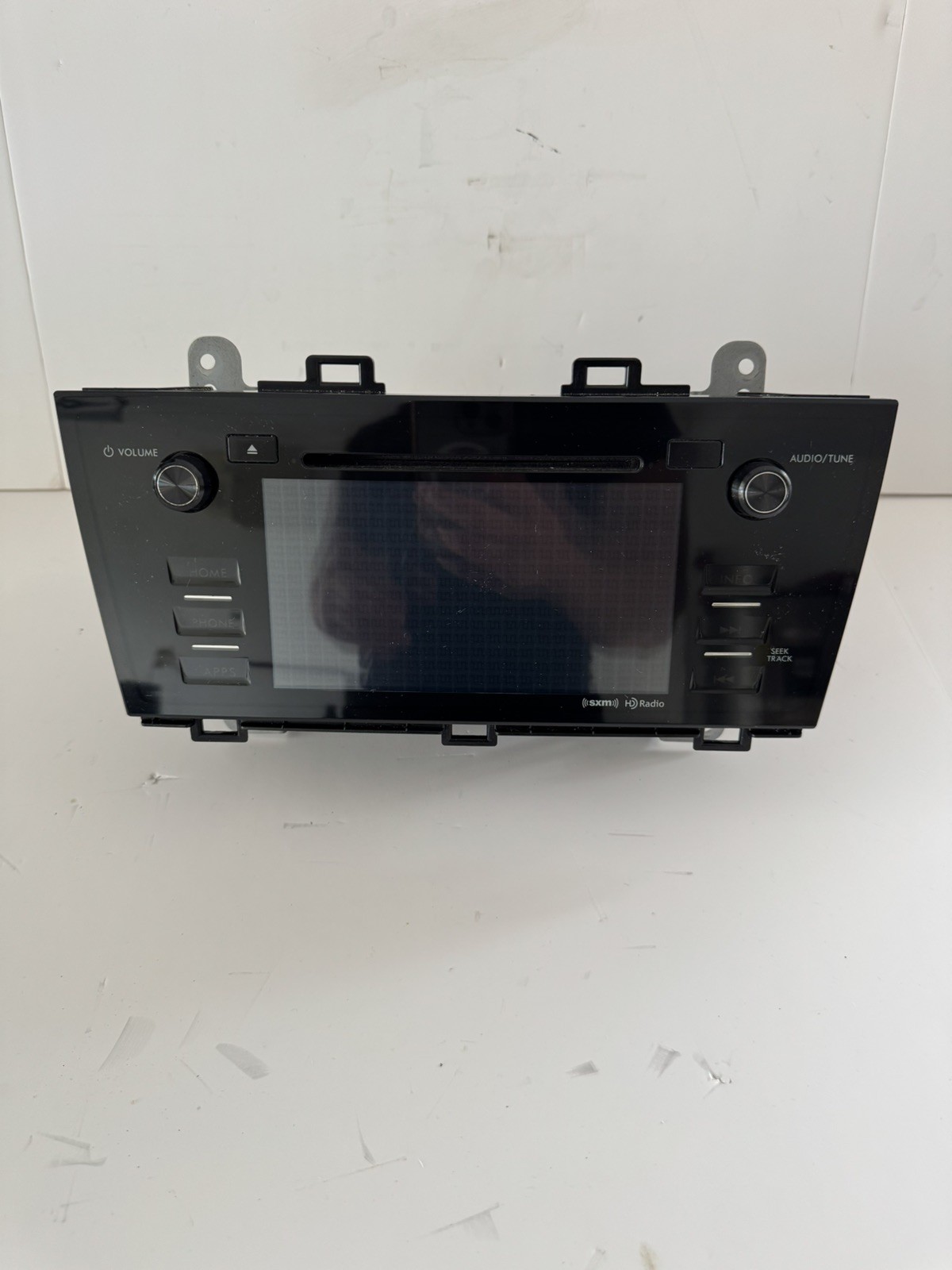 2015-17 Subaru Legacy Outback Harman Kardon Apps HD Radio CD MP3 OEM 2015-17 Subaru Legacy Outback Harman Kardon Apps HD Radio CD MP3 OEM