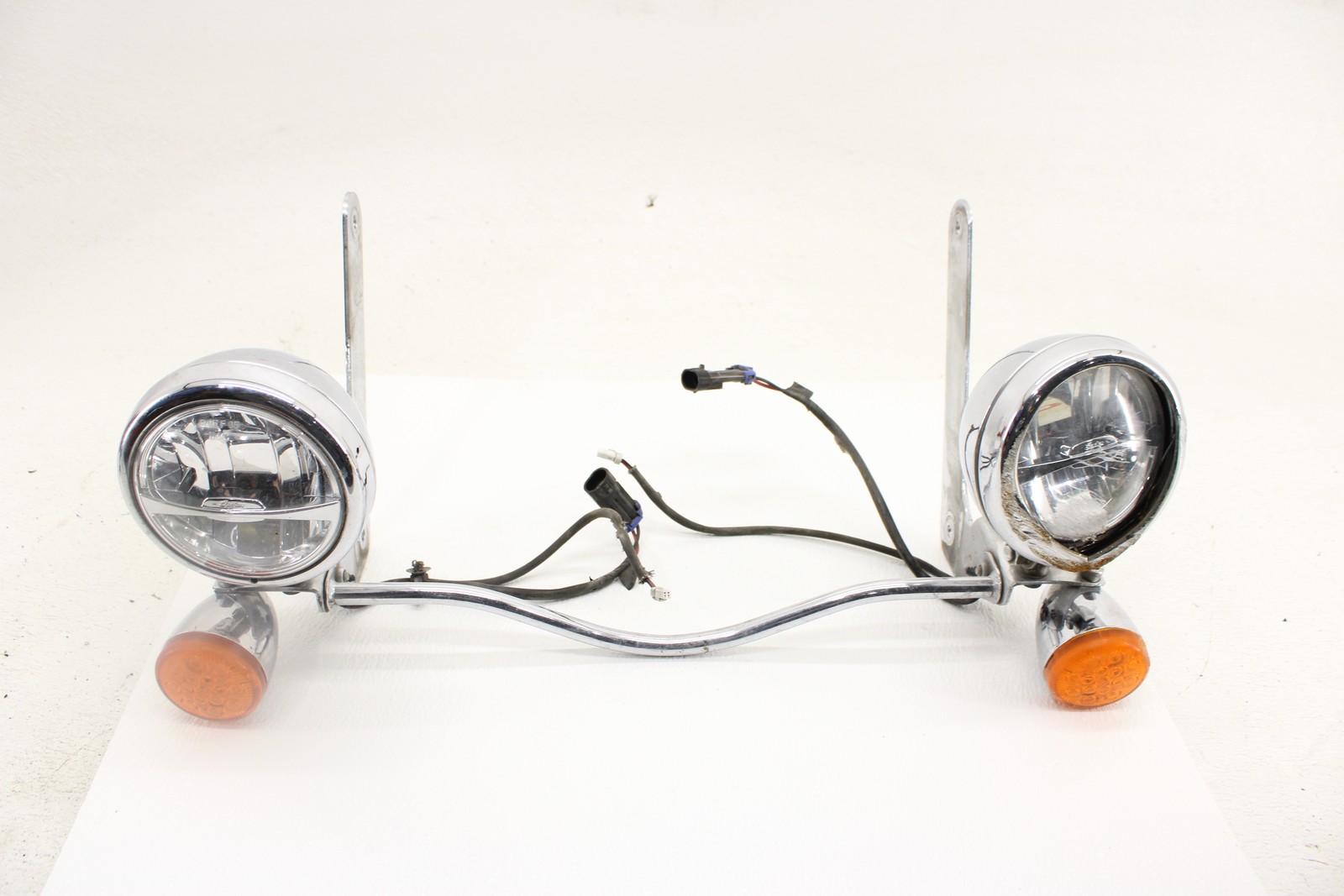 Indian 2014-2021 Chief 2017-2022 Springfield Front Fog Light Assembly