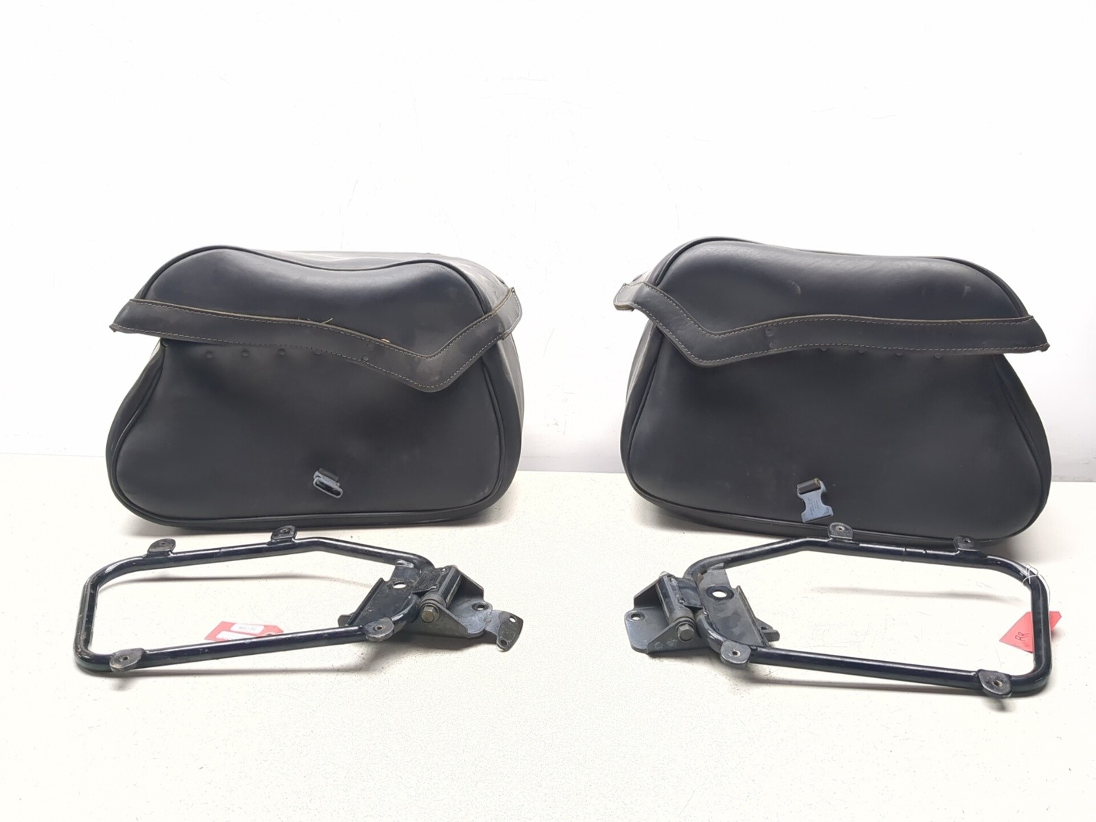 04-08 Honda VTX1800R VTX 1800 Saddlebag Luggage Case With Brackets Set