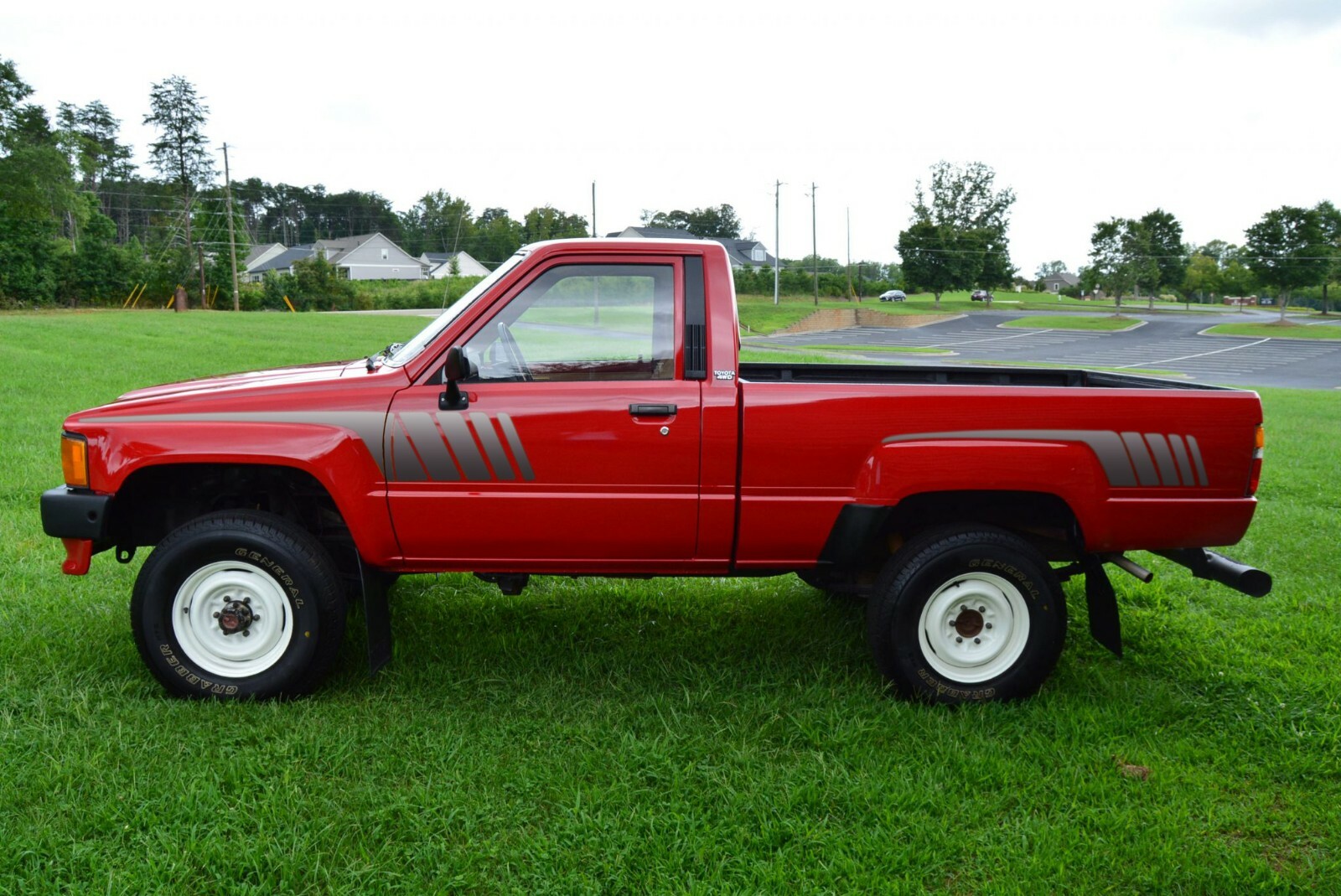 Retro Style  Vinyl Decals Graphics Set Compatible With Toyota Pick Up 84/88