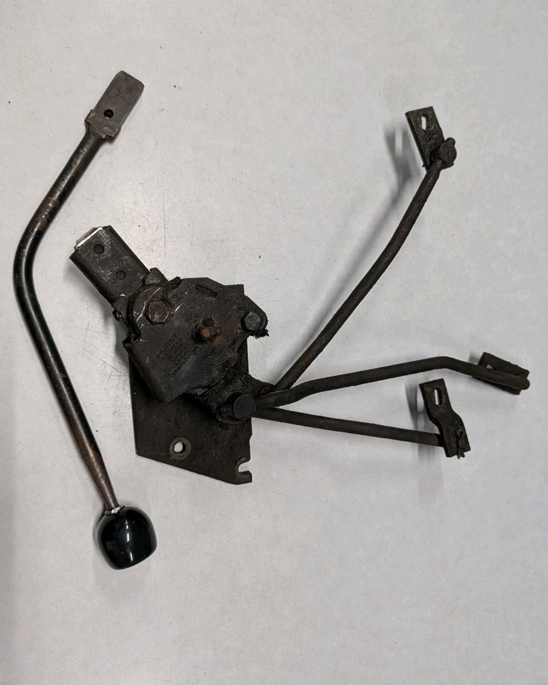 DODGE TRUCK HURST SHIFTER W/ ARMS 833 OD OVERDRIVE 4 SPEED MANUAL TRANSMISSION