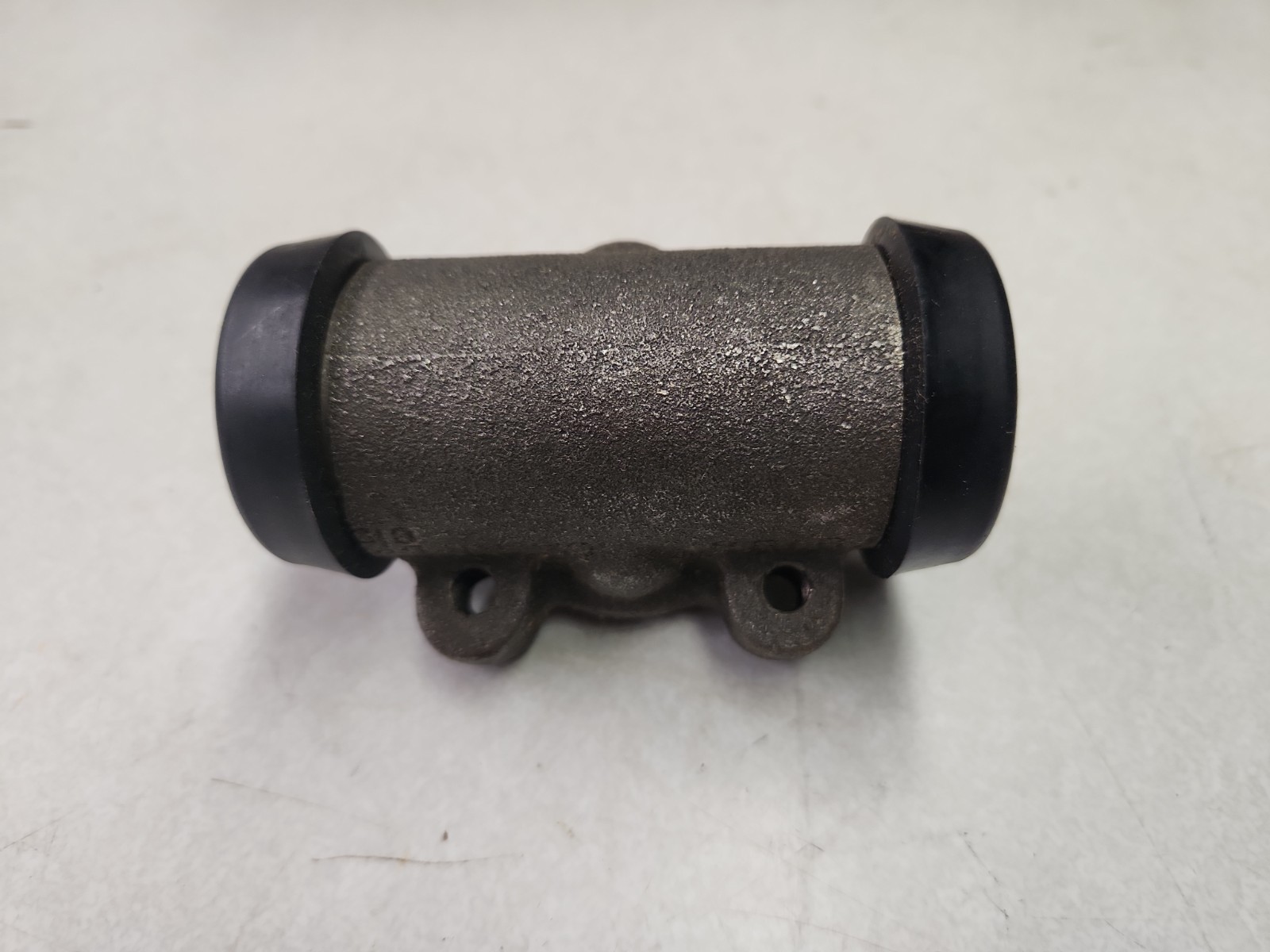 Early 1928-1934 Chrysler Dodge Plymouth Desoto Left Front Wheel CylinderNOS #222