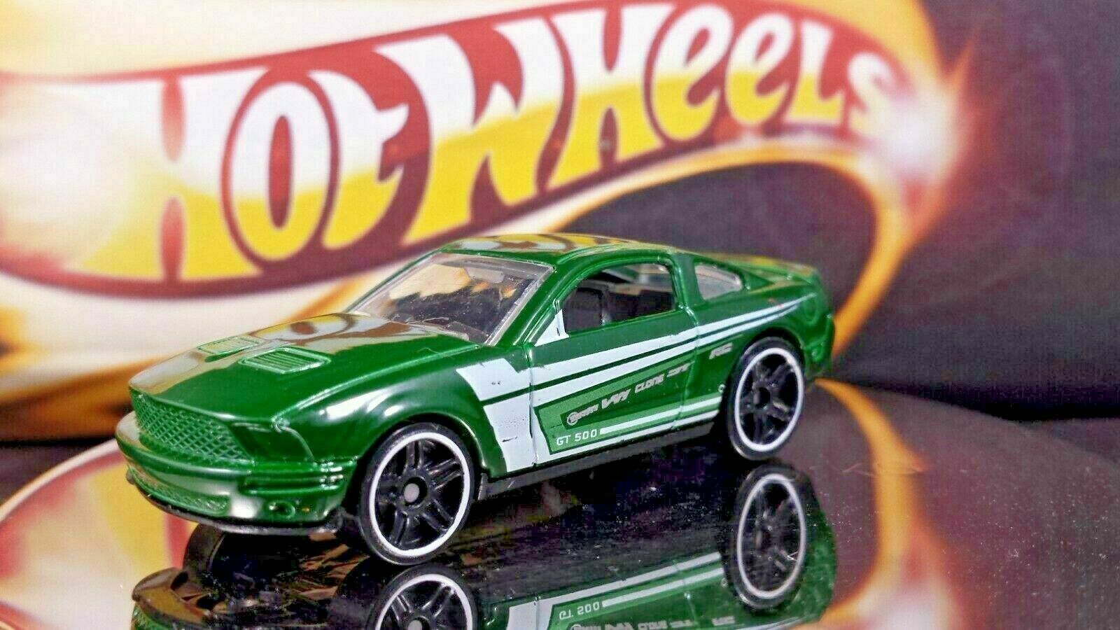 Hot Wheels Shelby GT 500 DARK GREEN RACING