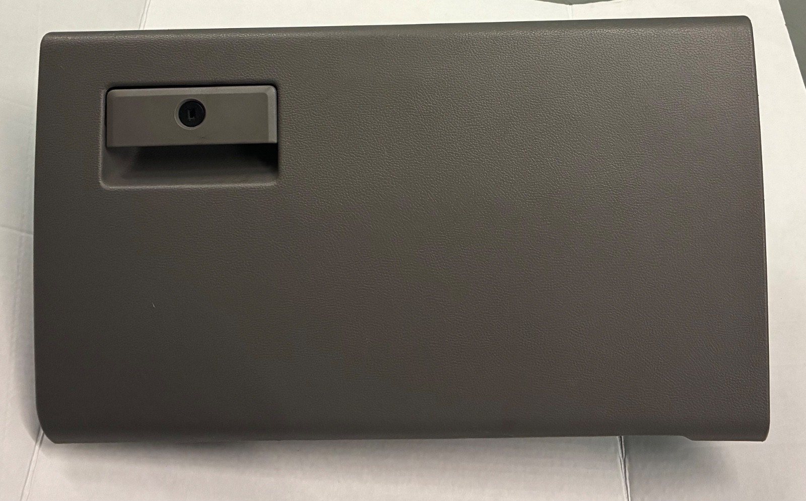 2015-2020 FORD F150 - GLOVE BOX STORAGE BOX DOOR OEM - GRAY 2015-2020 FORD F150 - GLOVE BOX STORAGE BOX DOOR OEM - GRAY
