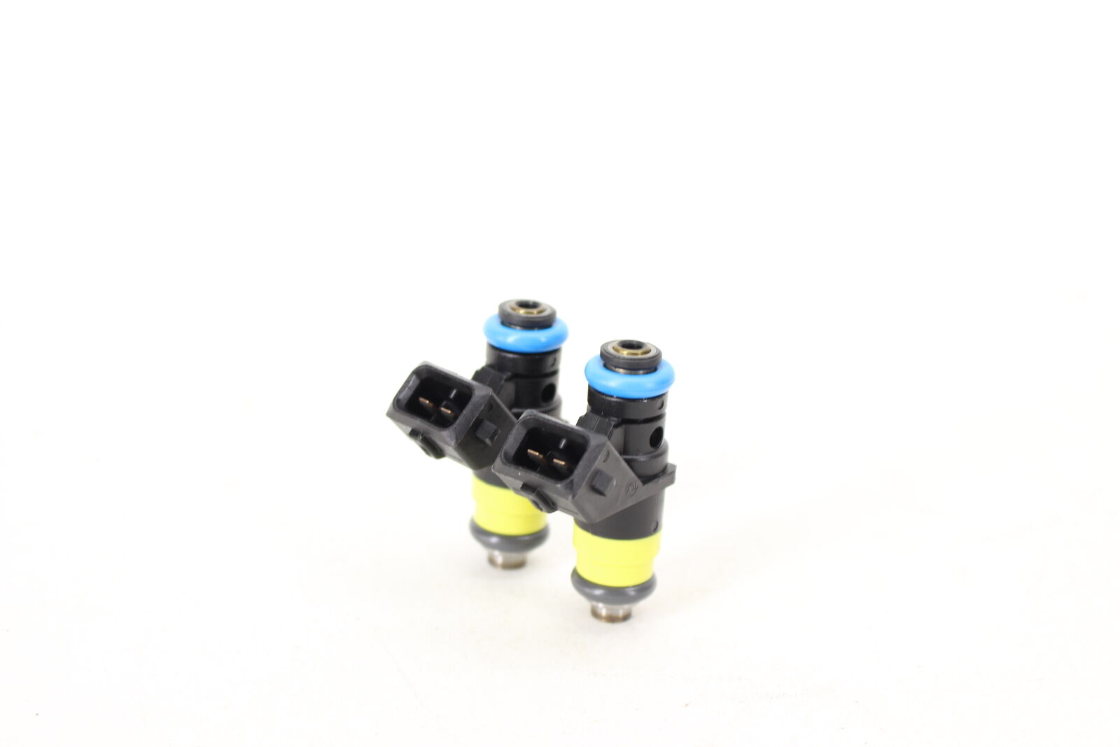 2020-2021 DUCATI PANIGALE V2 FUEL INJECTOR SECONDARY SET 28040471B