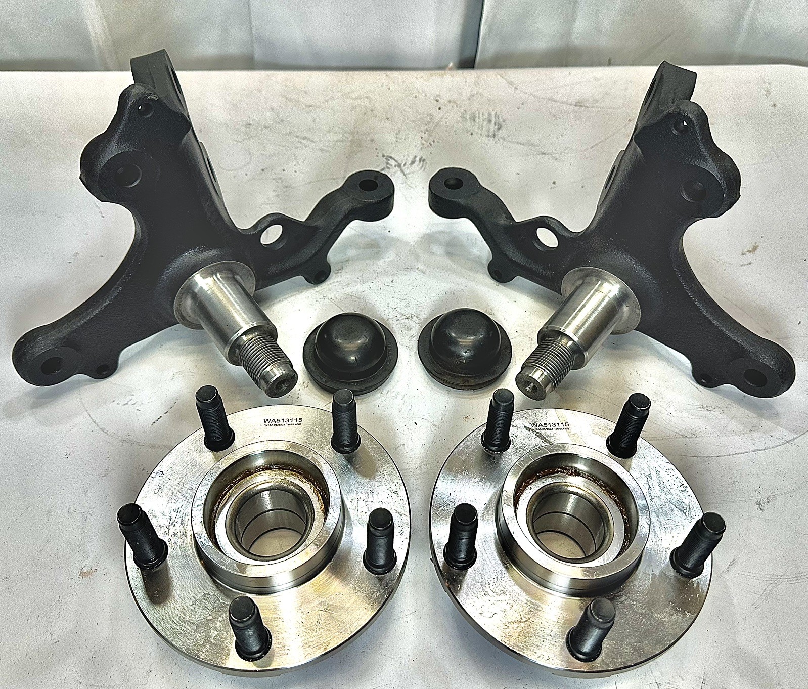 1994 1995 94 95 Ford Mustang SN95 Spindles Fox 5-Lug Conversion Upgrade Swap
