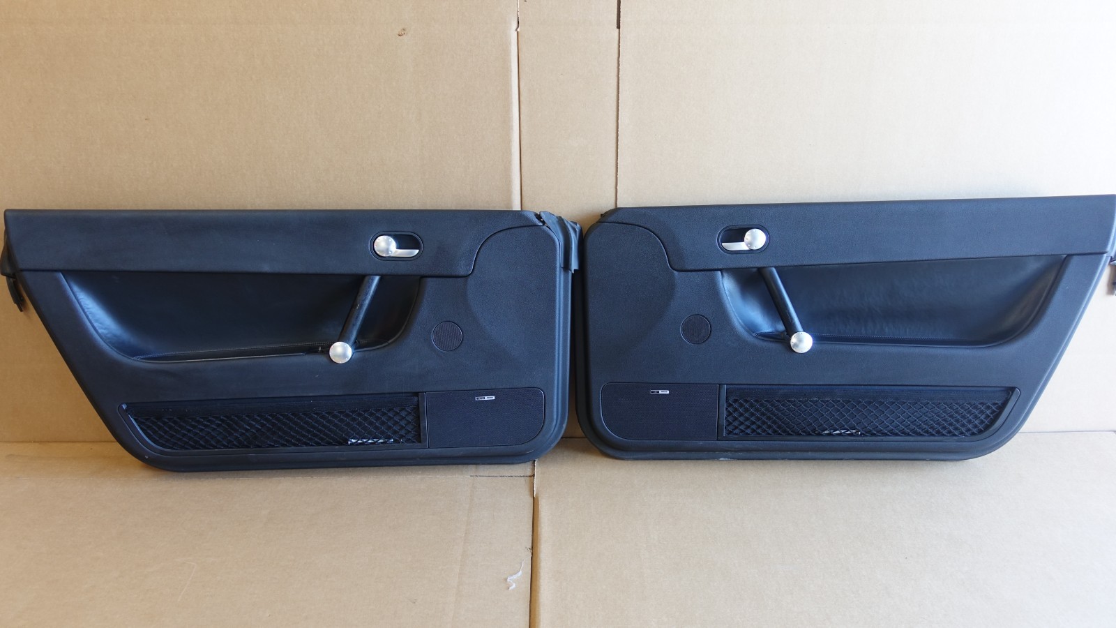 *FAIR* OEM 2000-2006 Audi TT MK1 PAIR LEFT & RIGHT Door Panel Trim BLACK *FAIR* OEM 2000-2006 Audi TT MK1 PAIR LEFT & RIGHT Door Panel Trim BLACK