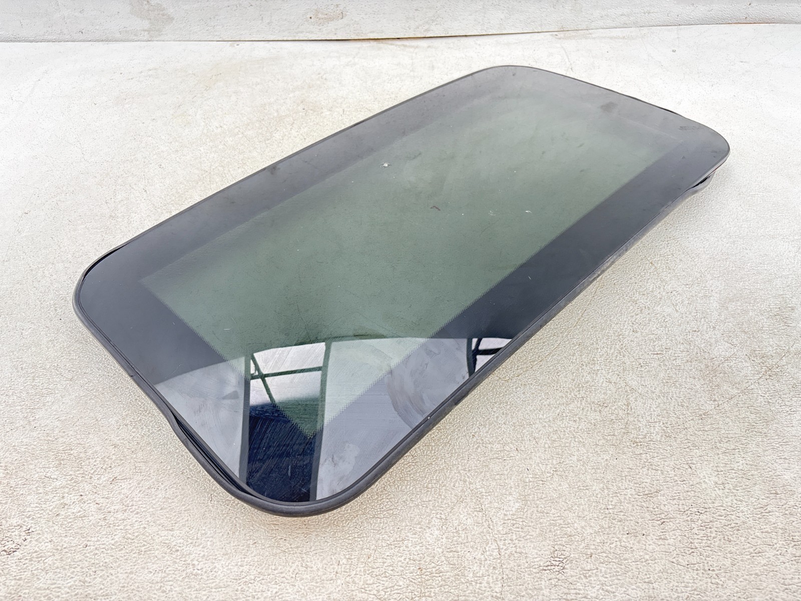 2020 - 2026 MAZDA 3 SEDAN ROOF SUNROOF MOONROOF FRAME W/ GLASS OEM 2020 - 2026 MAZDA 3 SEDAN ROOF SUNROOF MOONROOF FRAME W/ GLASS OEM