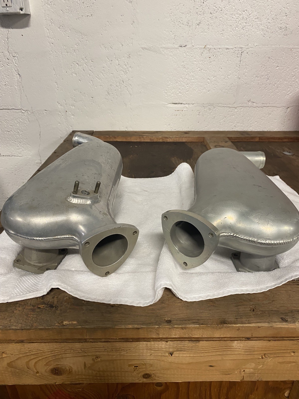 Porsche 962 Plenums. Set Of 2. NEW. IMSA, HSR, Porsche 934,935,962. Porsche 962 Plenums. Set Of 2. NEW. IMSA, HSR, Porsche 934,935,962.