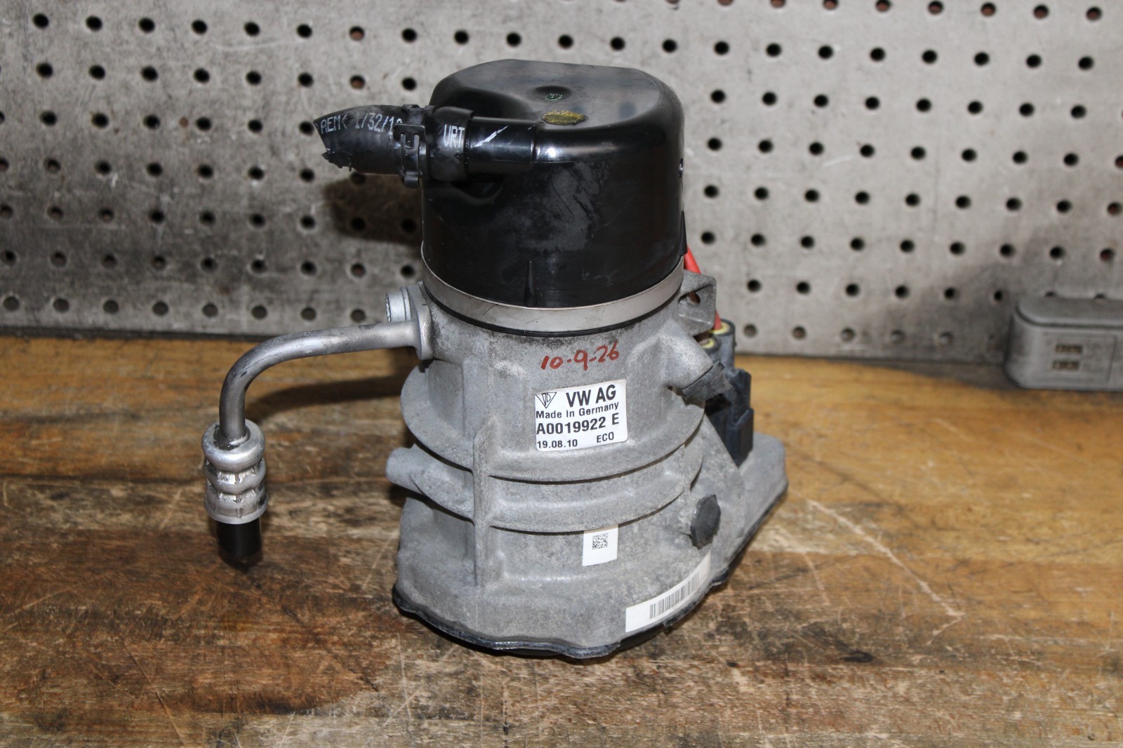 Porsche Cayenne 958 / Panamera Hybrid Electric Hydraulic Power Steering Pump OEM