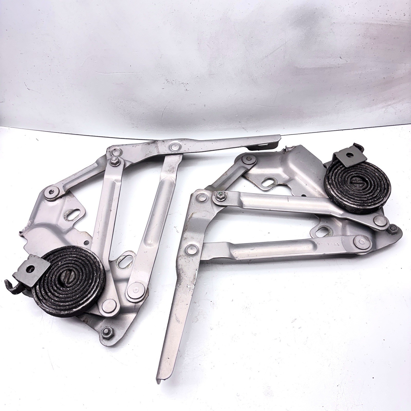 1994-2001 Dodge Ram 1500 hood hinges pair set springs 2500 3500 OEM Silver Gray 1994-2001 Dodge Ram 1500 hood hinges pair set springs 2500 3500 OEM Silver Gray