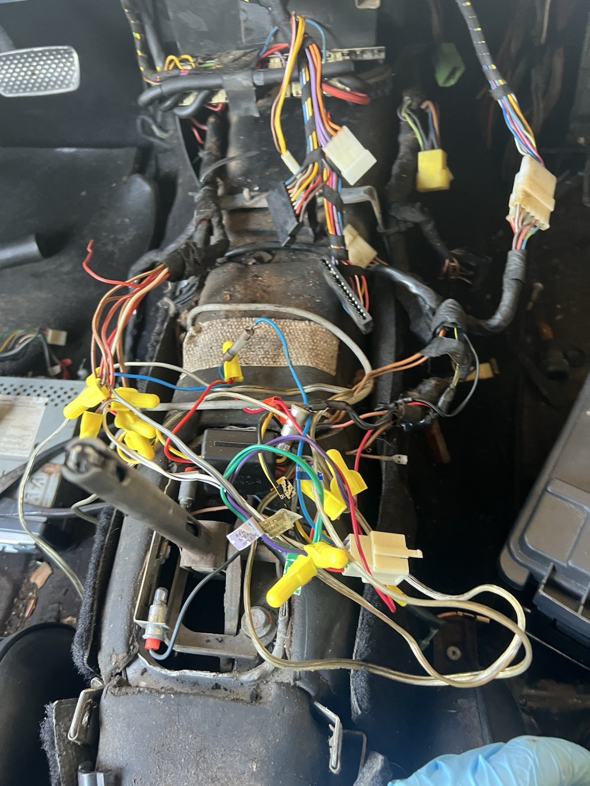 1982 Porsche 928 Behind Center Console Wire Harness Pigtails 