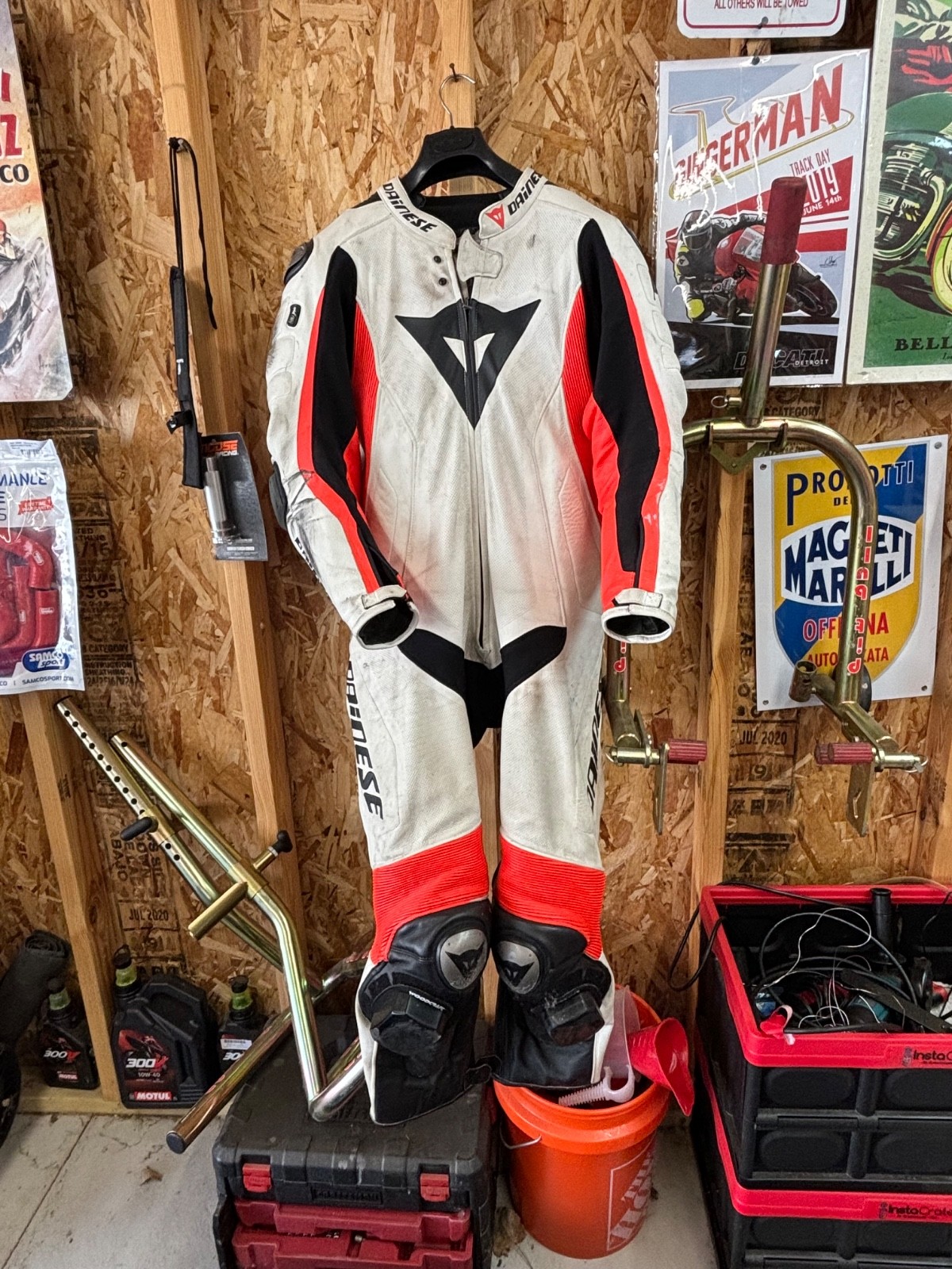 Dainese D Air Suit Size 50 Euro Dainese D Air Suit Size 50 Euro