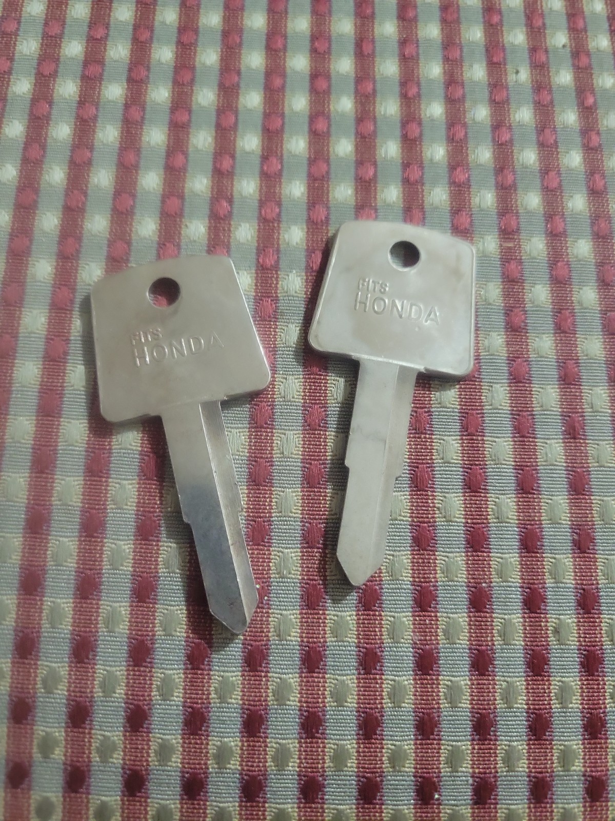2 Vintage Taylor X84 Key Blank Fits Honda NOS  USA
