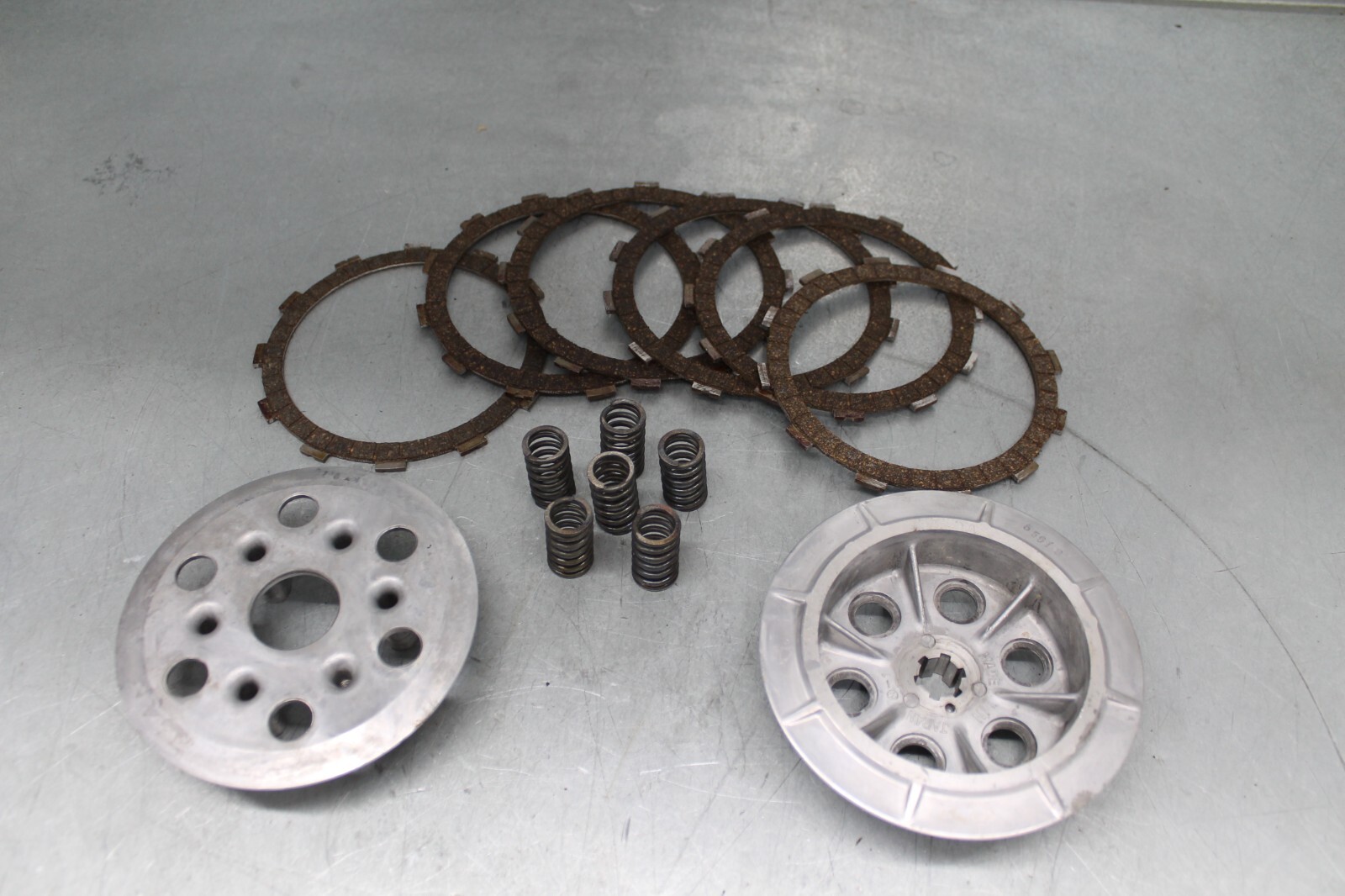 Nice 1979-1982 Kawasaki KX420 Clutch Springs Hub Pressure & Friction Plates