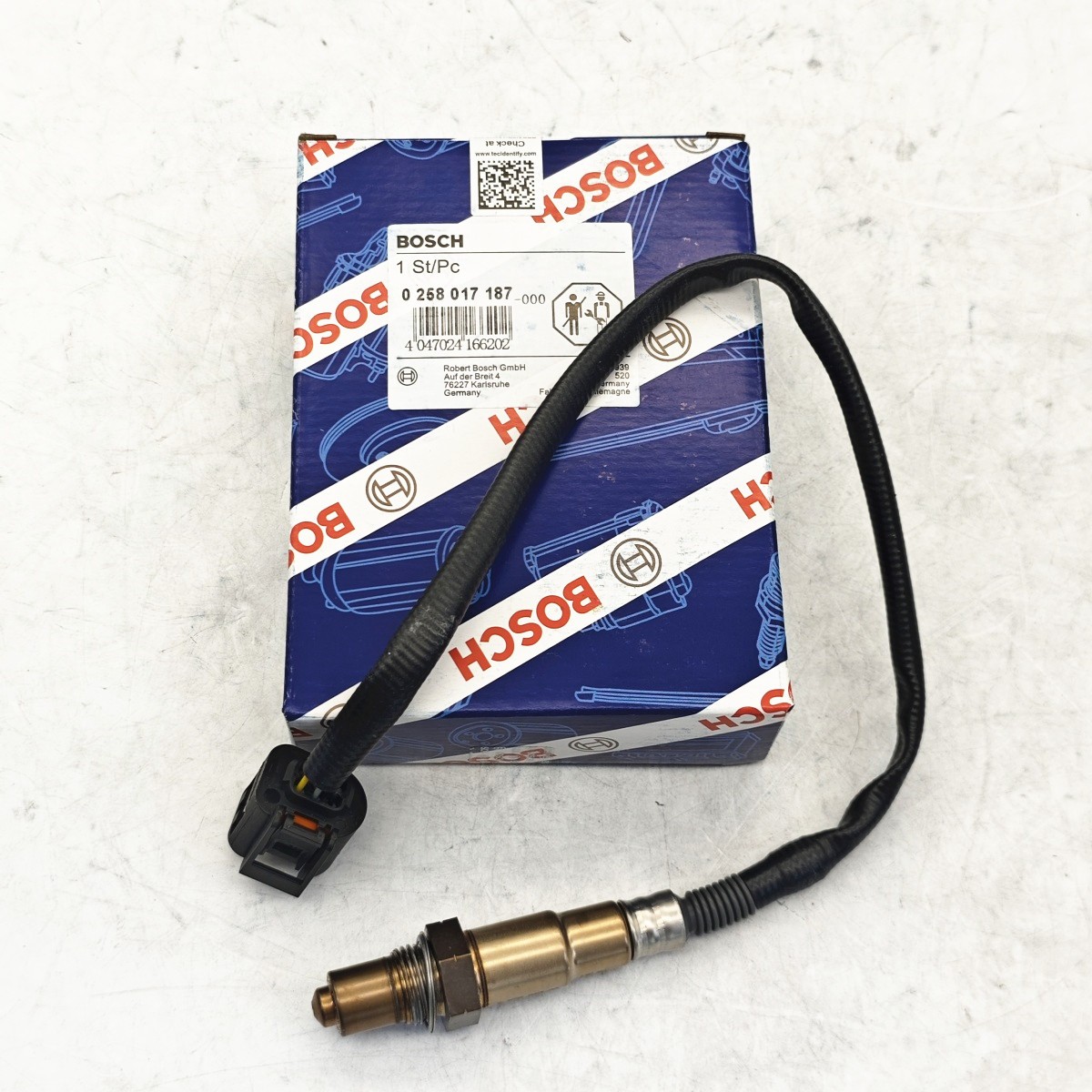 Bosch 17187 Upstream Oxygen Sensors for BMW F07 F10 F12 F01 F02 E70 E71 234-5026