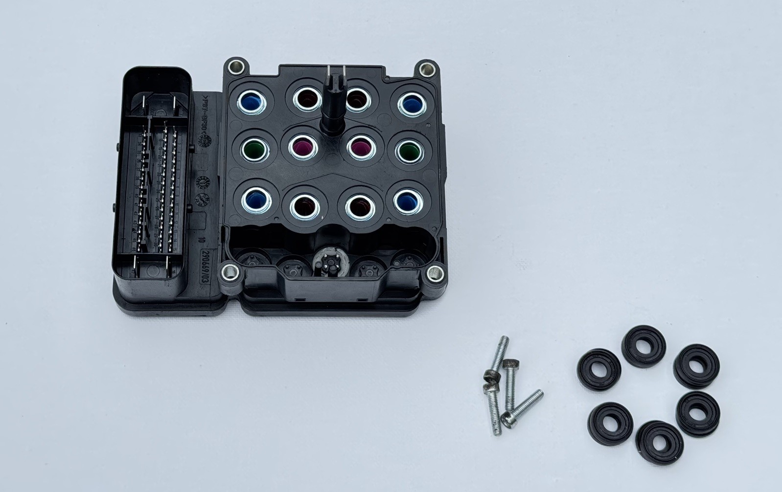 23231817| Genuine GM®️ Mopar Equinox Terrain Abs Anti-lock Module 2012-2017 23231817| Genuine GM®️ Mopar Equinox Terrain Abs Anti-lock Module 2012-2017
