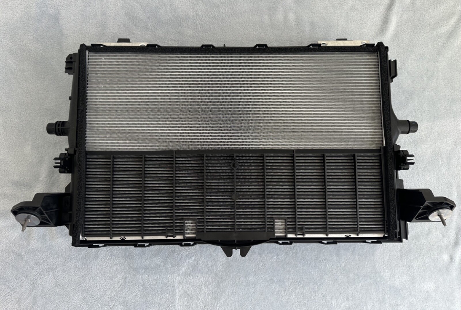 OEM 2021-2026 Tesla Model 3 Y Radiator + Cooling Fan Shroud Assembly 1493995-00