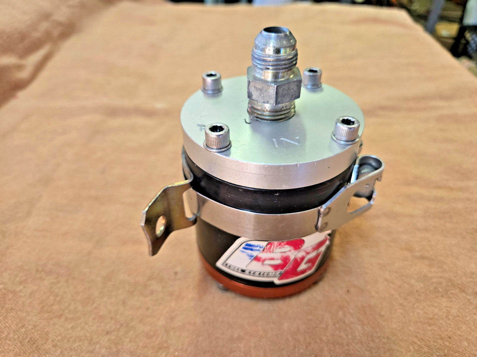 Barry Grant BG5000 170018 Fuel Filter -8 Fittings With Mounting Bracket