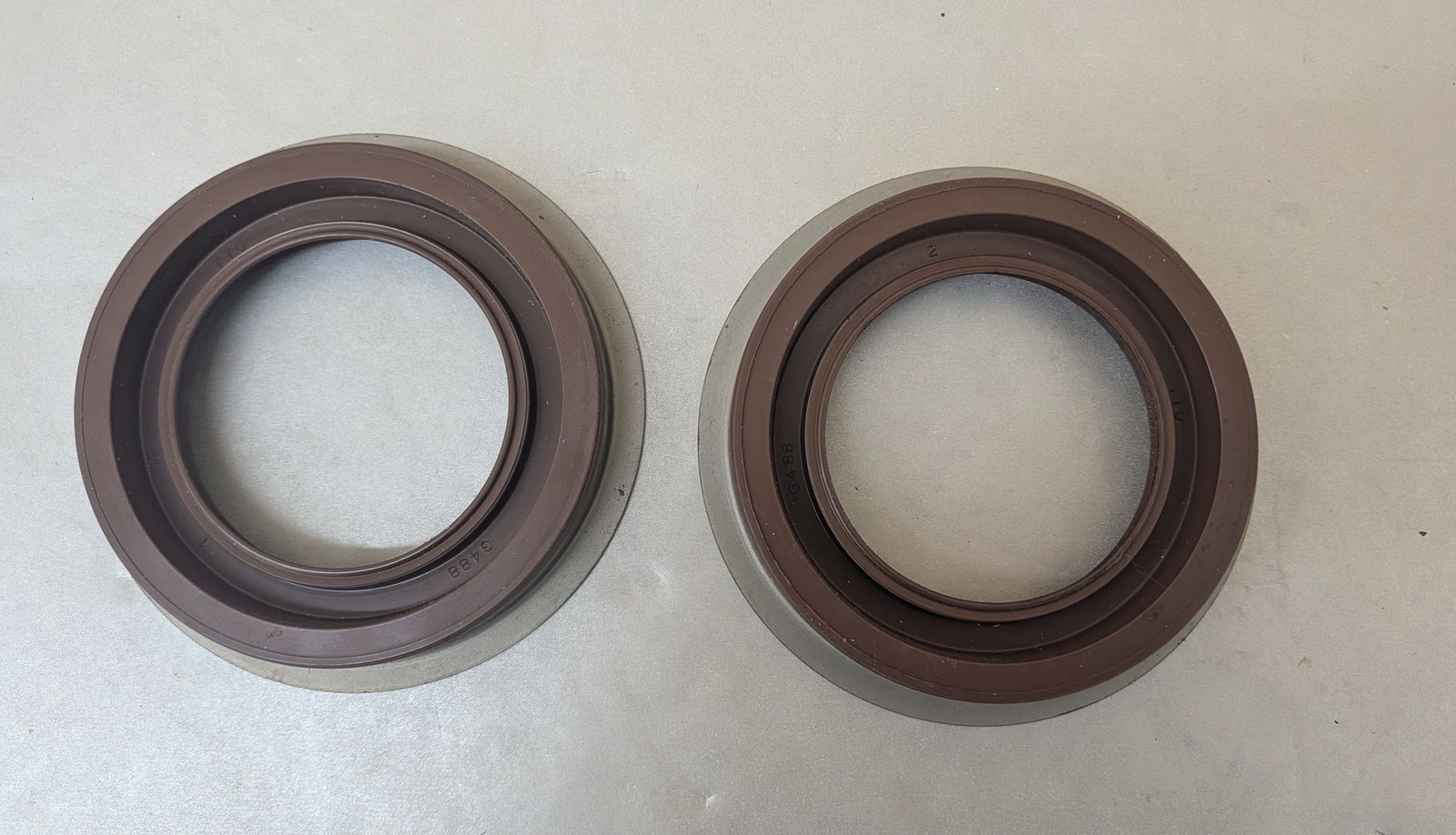 (Lot/2) National Bearings 710508 Differential Pinion Seal 2.34 x 3.541 x 0.591