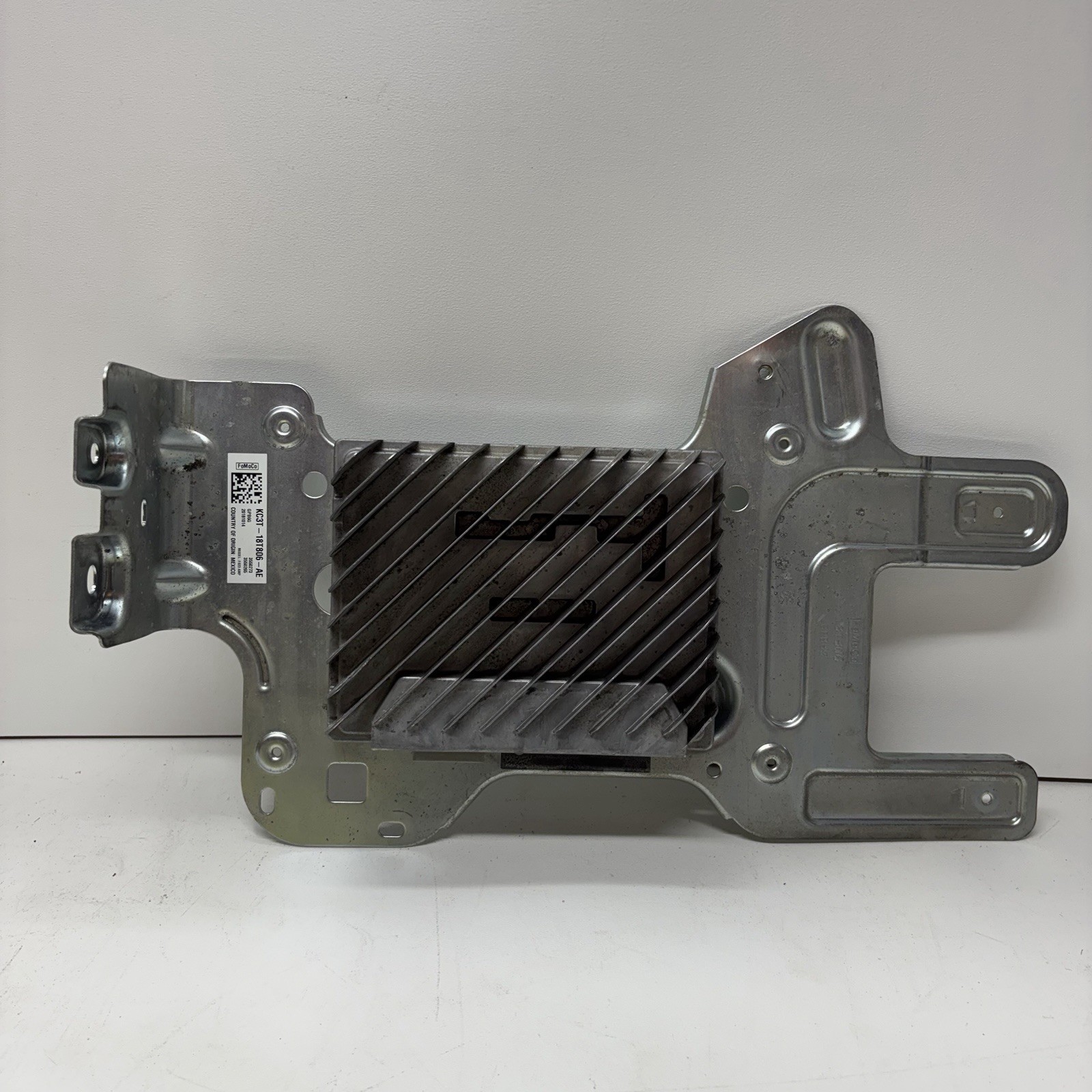 Audio Equipment Radio Amplifier Fits 19-22 FORD F250SD F350 PICKUP 3179264 Amp