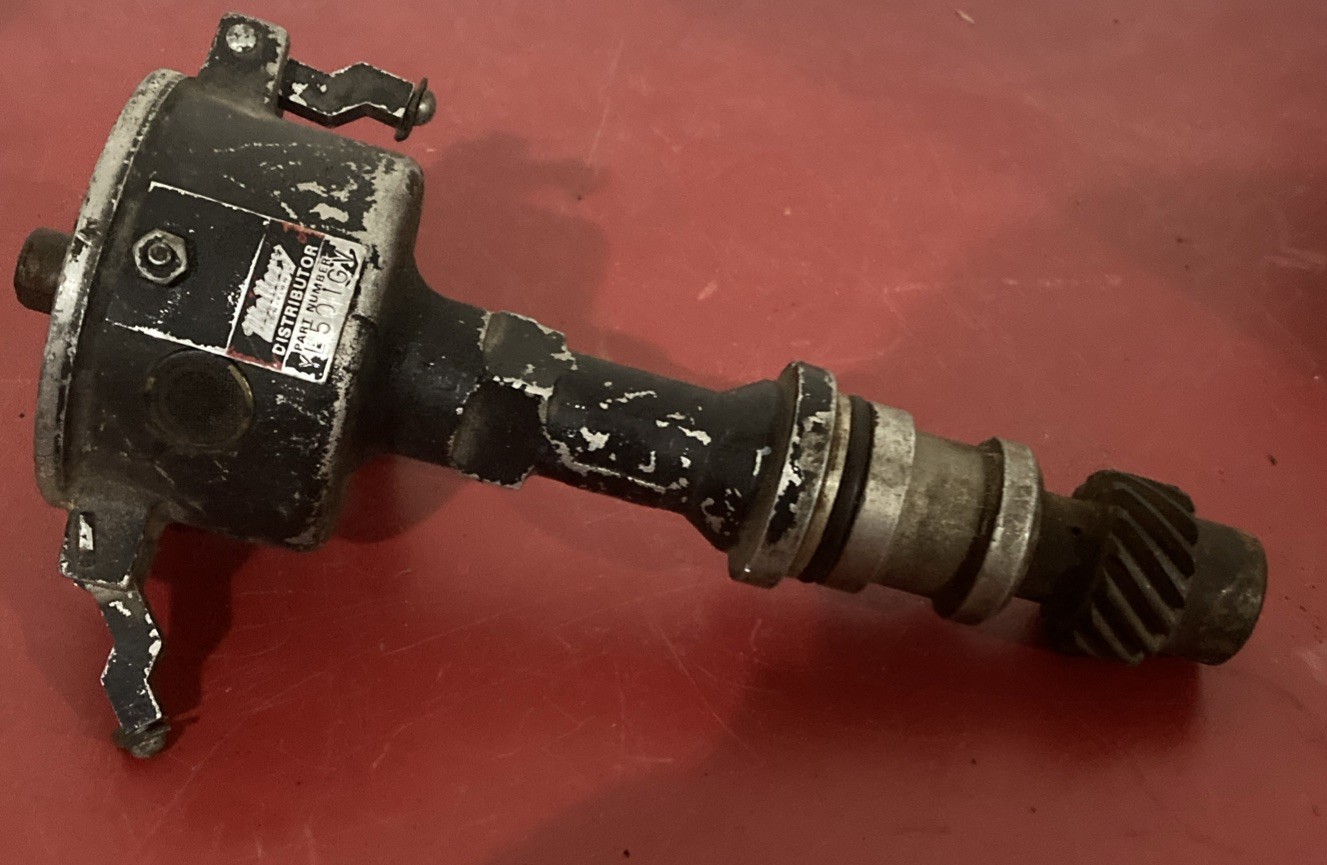 Vintage Mallory Distributor YL501GV Vintage Mallory Distributor YL501GV