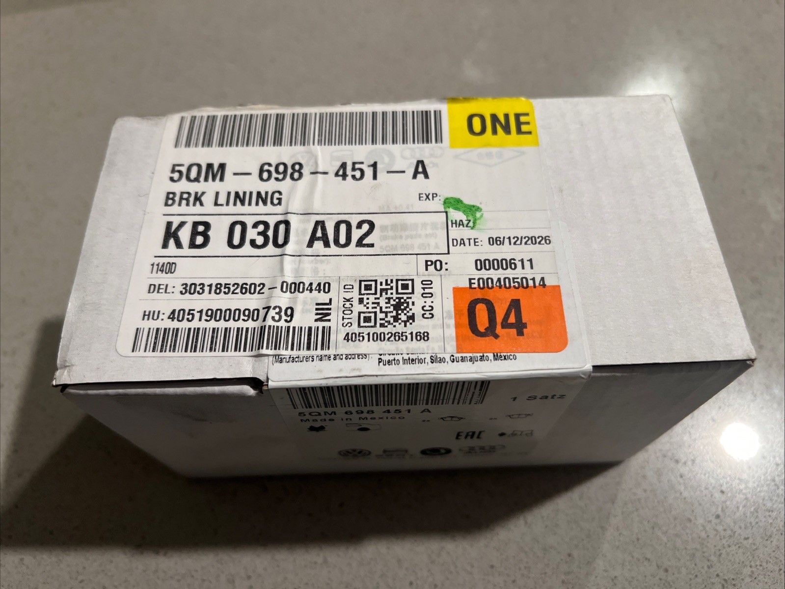 Genuine Volkswagen Brake Pad Set 5QM-698-451-A