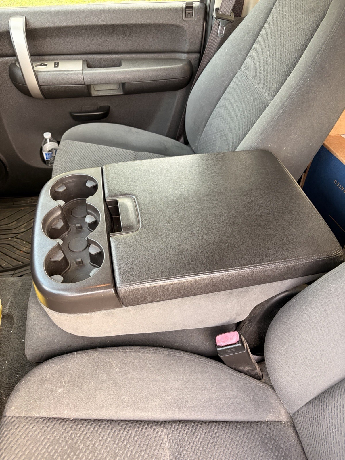 ⚠️DMG⚠️ 07-13 Silverado Black Cloth Front Center Middle Jump Seat OEM Factory OE ⚠️DMG⚠️ 07-13 Silverado Black Cloth Front Center Middle Jump Seat OEM Factory OE