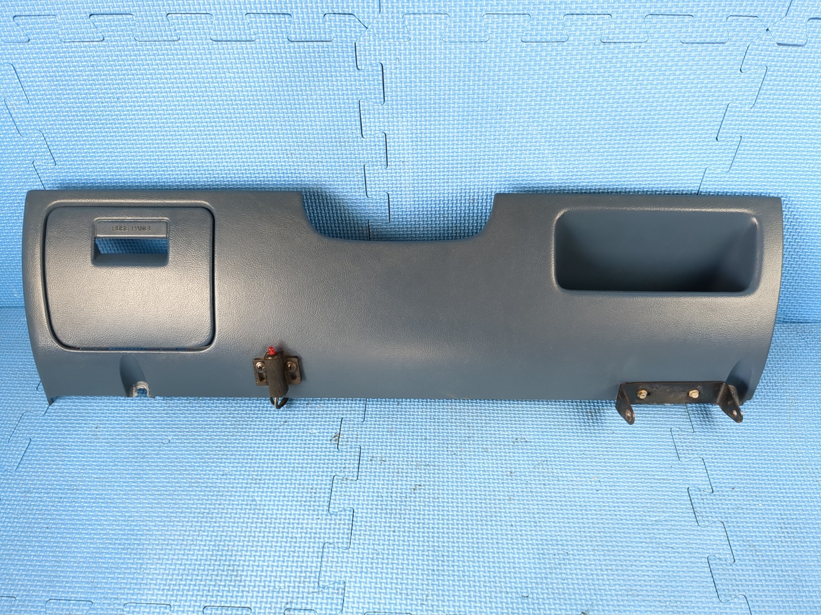 1992-1996 Ford Bronco F150 F250 Knee Bolster Fuse Door  Dash Trim Blue OEM Read