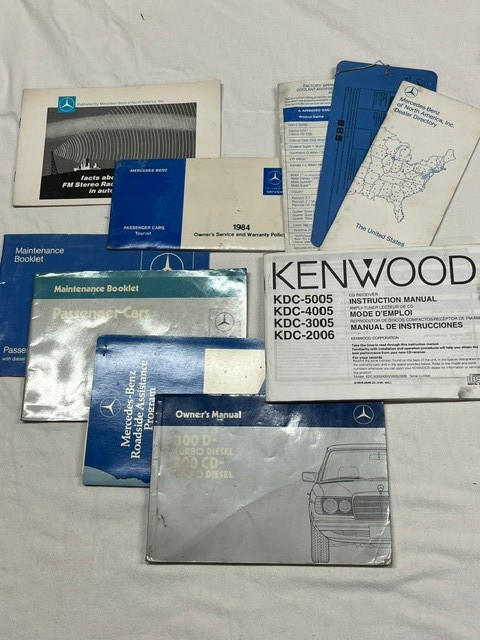 1984 Mercedes 300D 300CD Turbo Diesel W123 Complete Owner Manual Packet Pouch