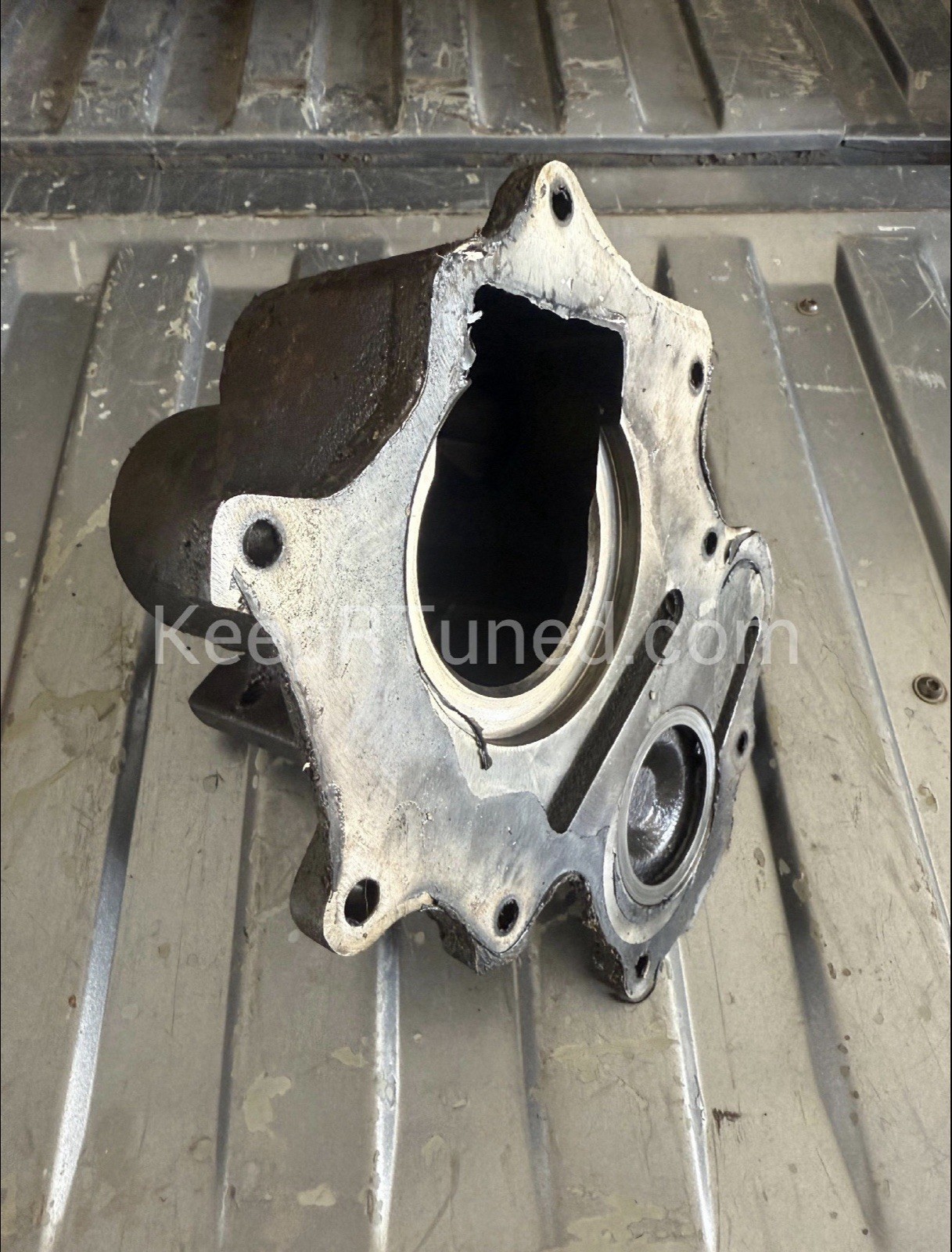 Dodge GETRAG G360 G-360 Cummins Transmission Tail Housing 2wd Oem D250 D350 Dodge GETRAG G360 G-360 Cummins Transmission Tail Housing 2wd Oem D250 D350