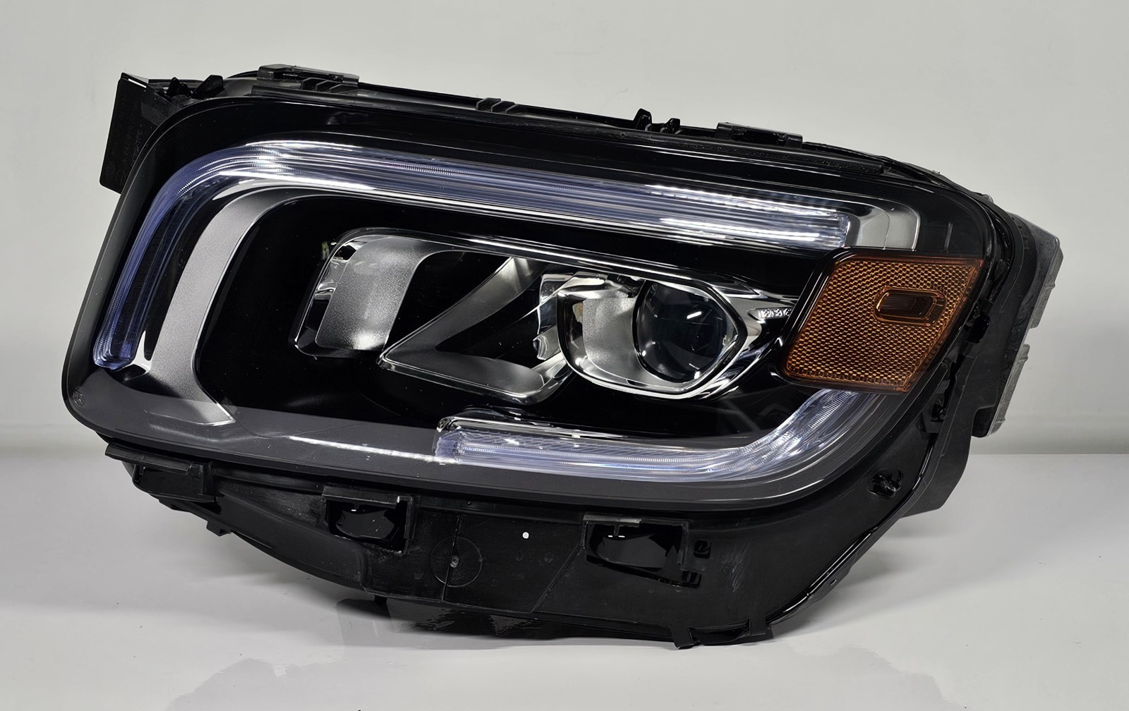 NICE 2020-2023 Mercedes Benz GLB CLASS Driver Left Headlight LED OEM 2479068606