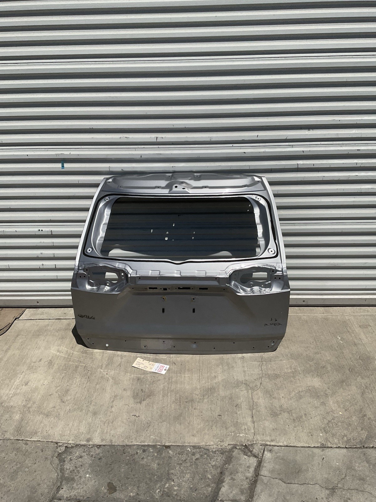 2020 2024 TOYOTA RAV4 RAV-4 REAR TRUNK LID TAILGATE PANEL OEM