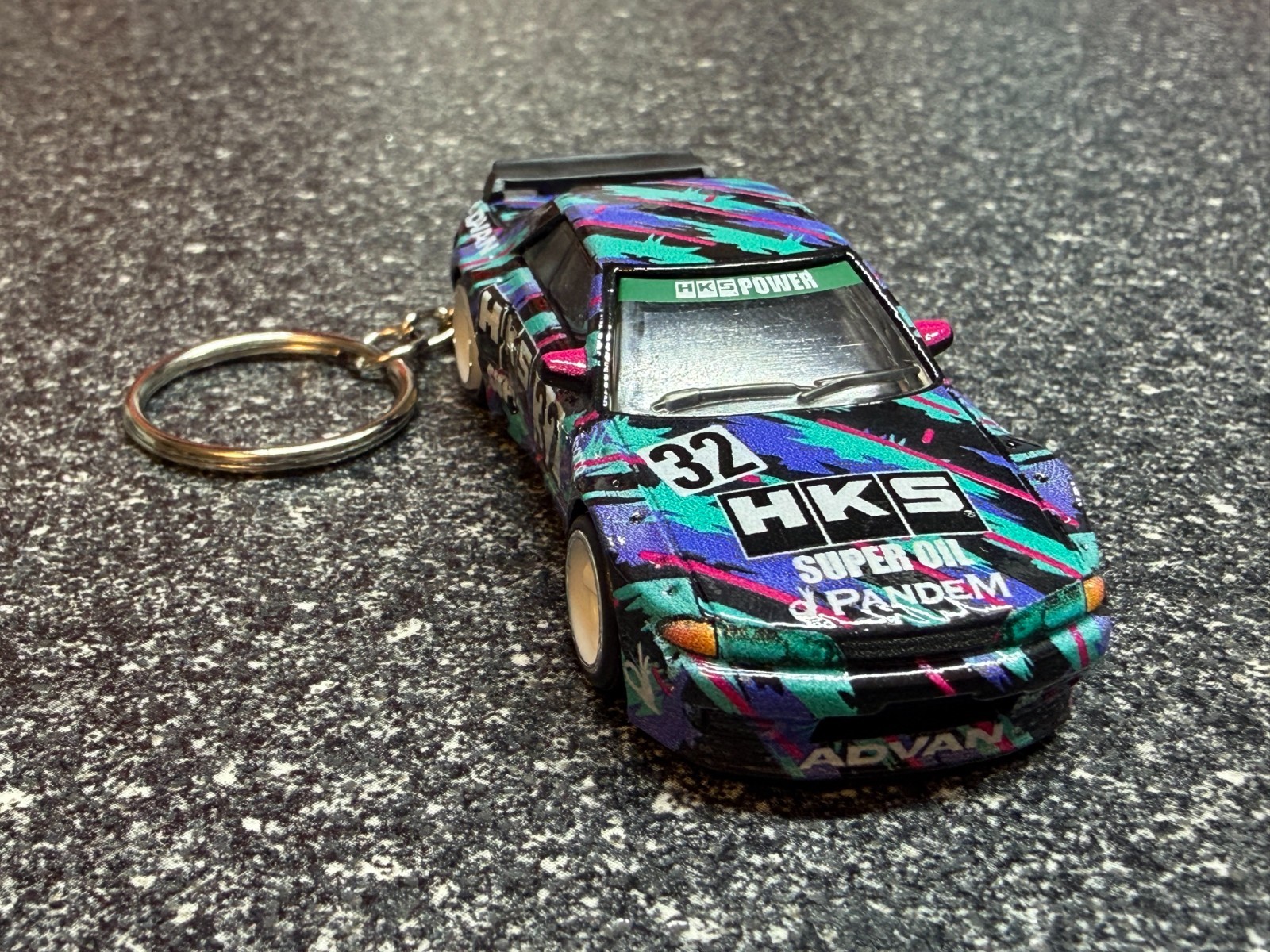 Nissan GT-R Skyline R32 Keychain HKS Black Hot Wheels Matchbox Nissan GT-R Skyline R32 Keychain HKS Black Hot Wheels Matchbox
