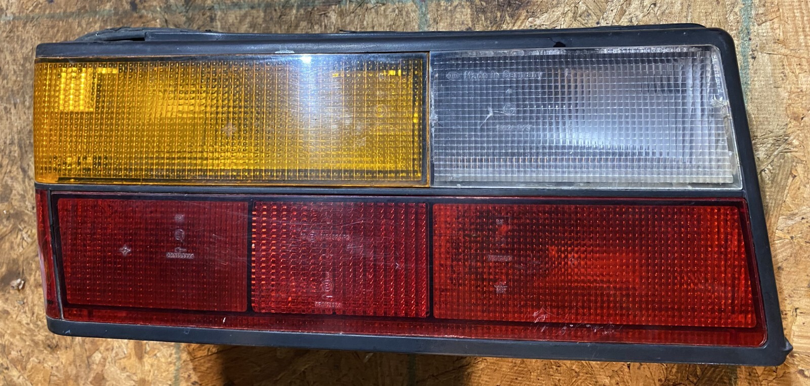 Tail Light Assembly  LEFT      Saab Classic 900 Sedan or Convertible. Cracks