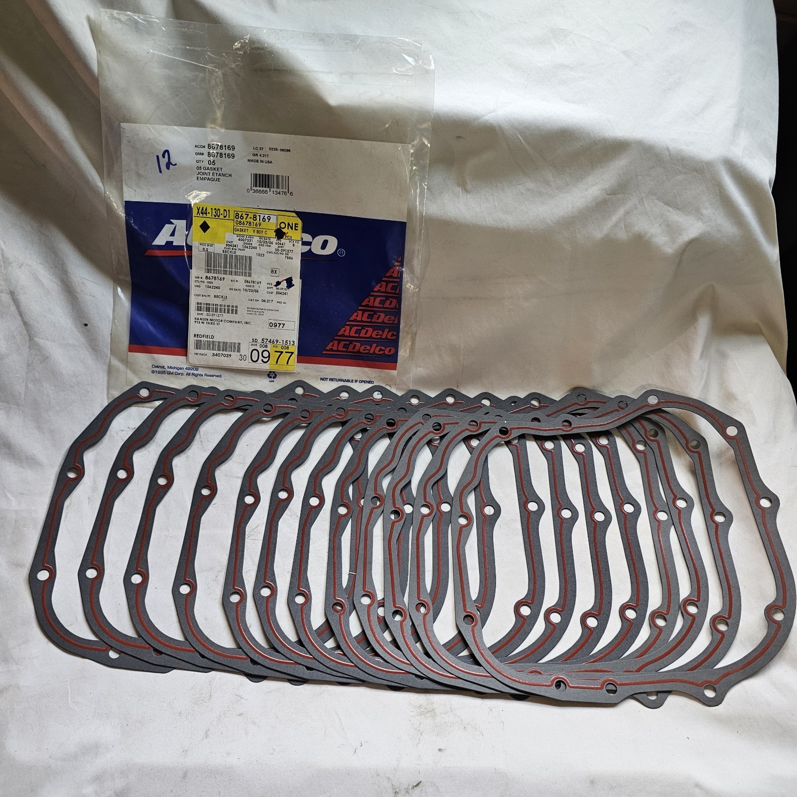 12x NOS GM 8678169 Auto Trans Valve Body Cover Gasket 3T40 THM12C 1982-2001 12x NOS GM 8678169 Auto Trans Valve Body Cover Gasket 3T40 THM12C 1982-2001