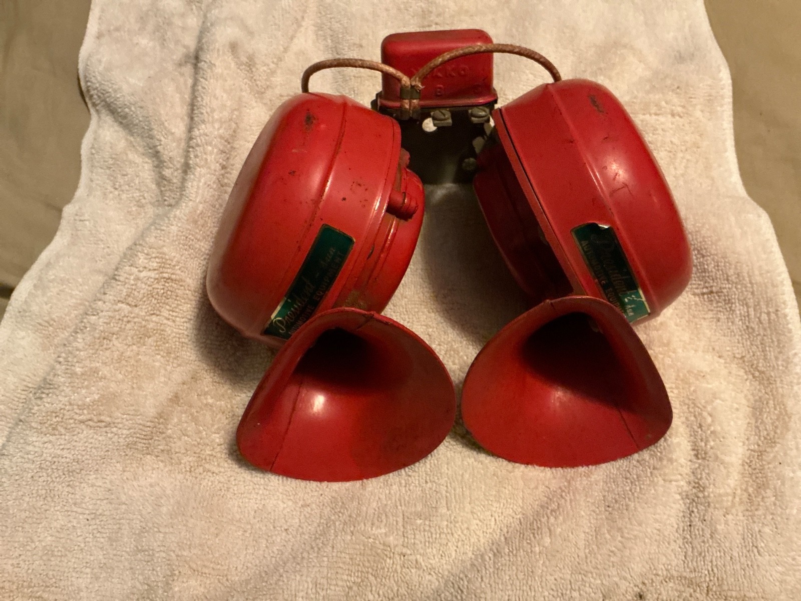 Vintage NIKKO YPL Horn, Marine Vintage NIKKO YPL Horn, Marine