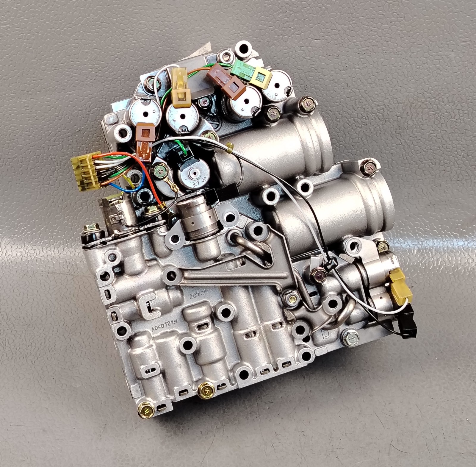 JF506E-09A JF506E AUDI VOLKSWAGEN JAGUAR TRANSMISSOIN VALVE BODY OEM